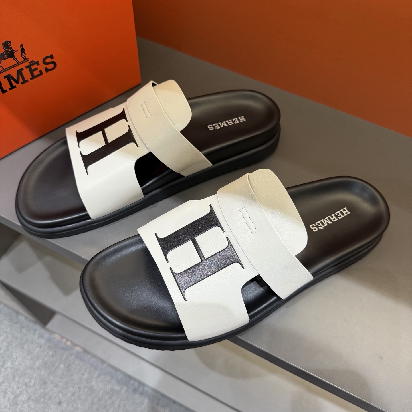 Hermes Summer footwear