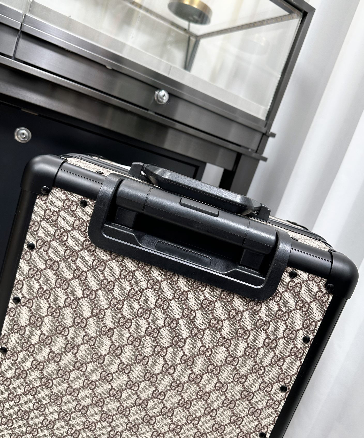 Gucci luggage-37