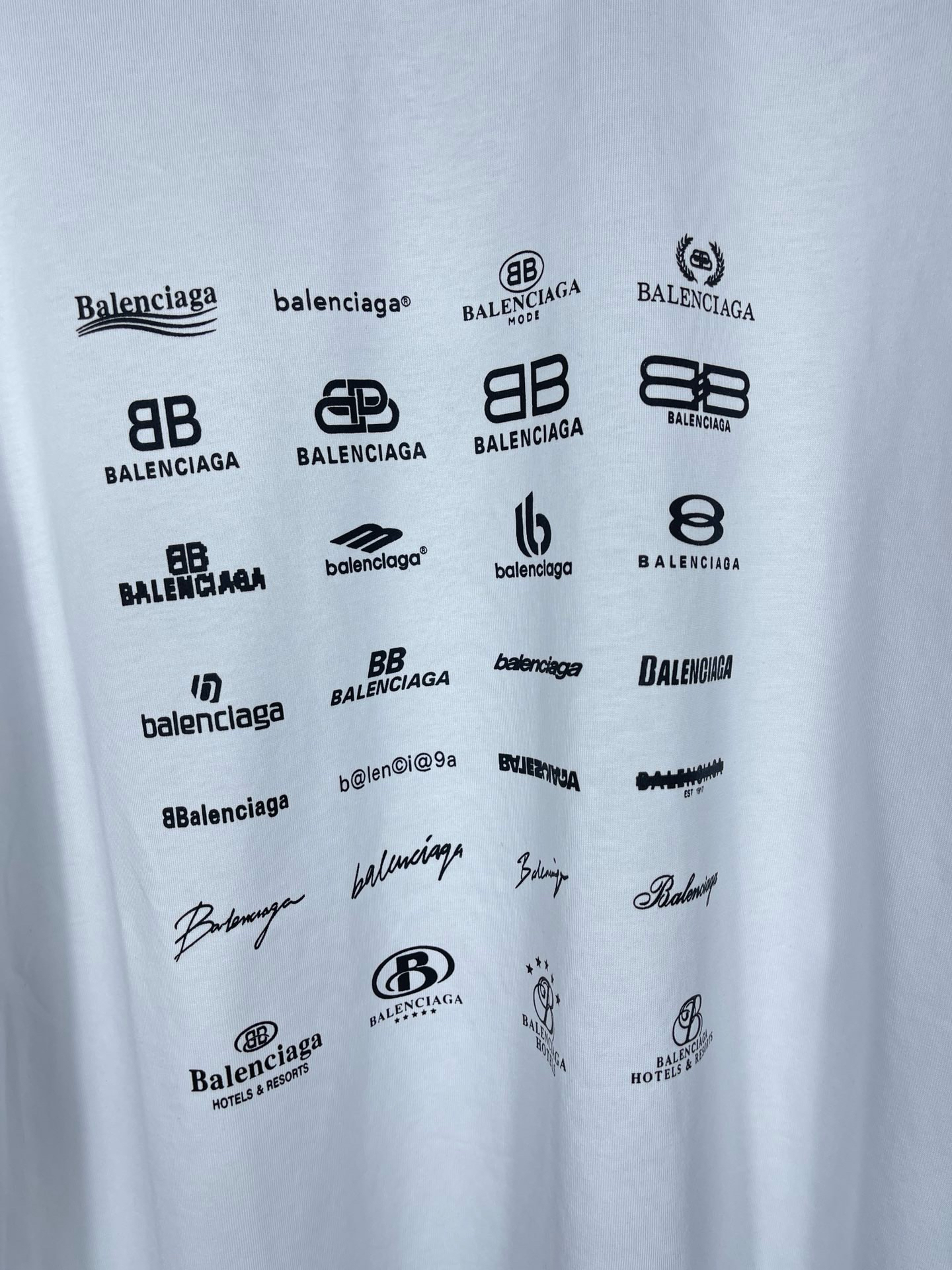 Balenciaga clothing-118