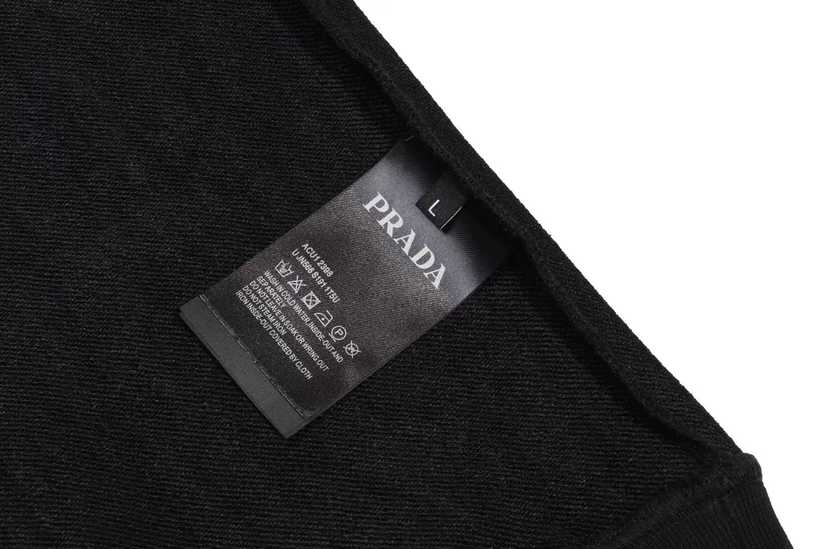 Prada clothing-286