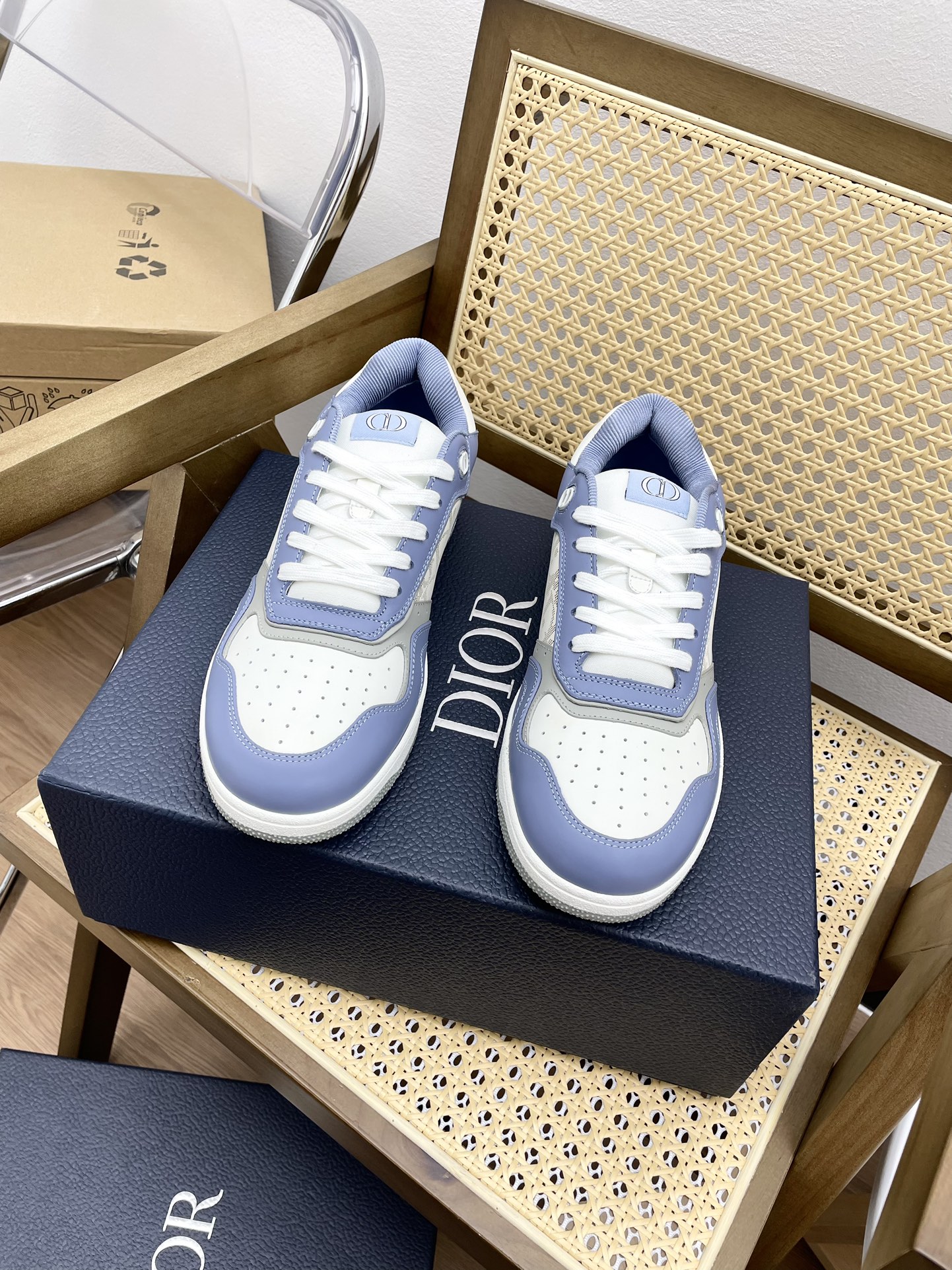 Dior Sneakers-135
