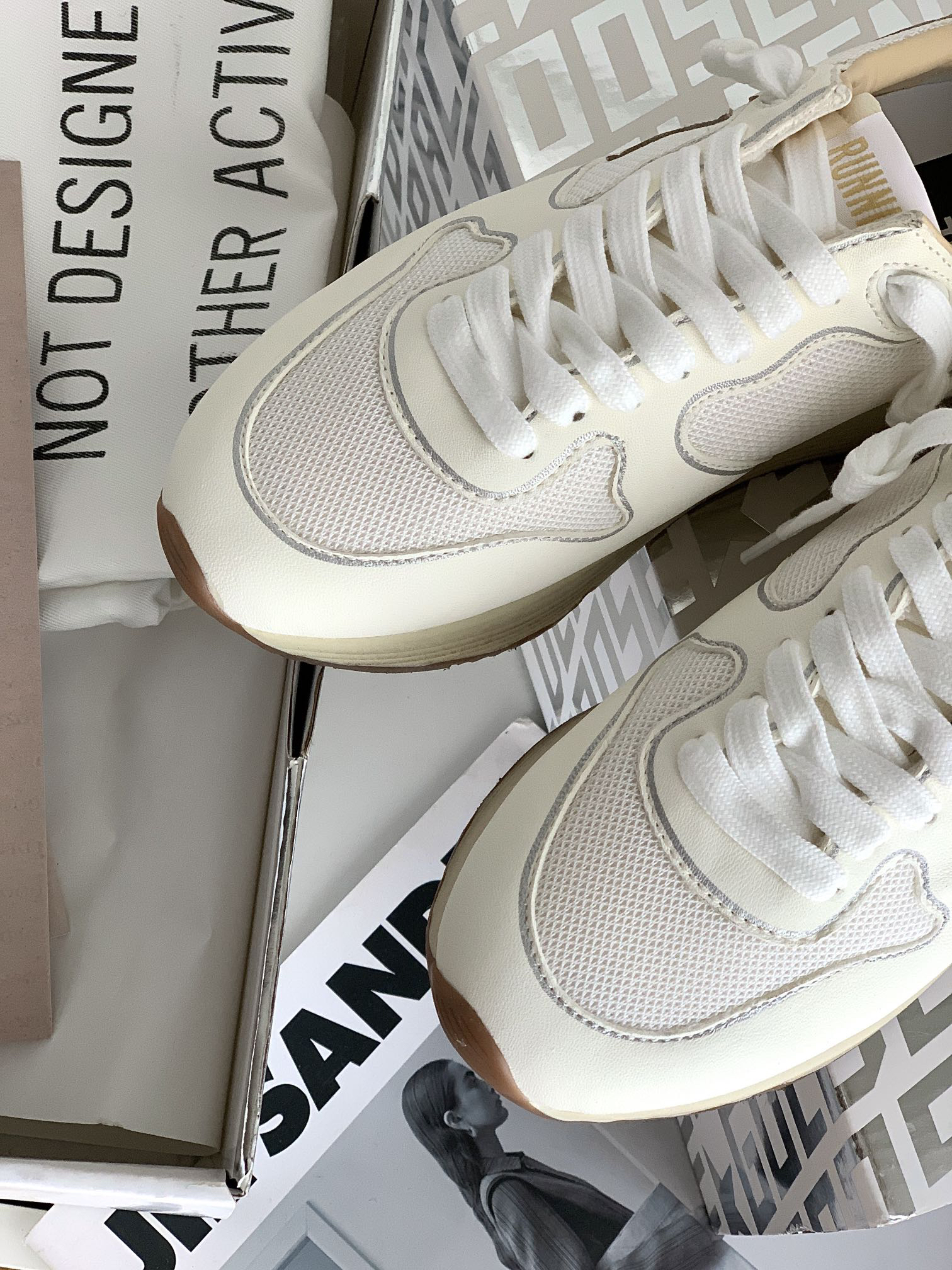Golden Goose Sneakers-33