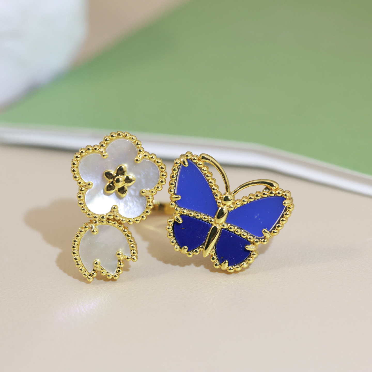 Van Cleef & Arpels ring-10