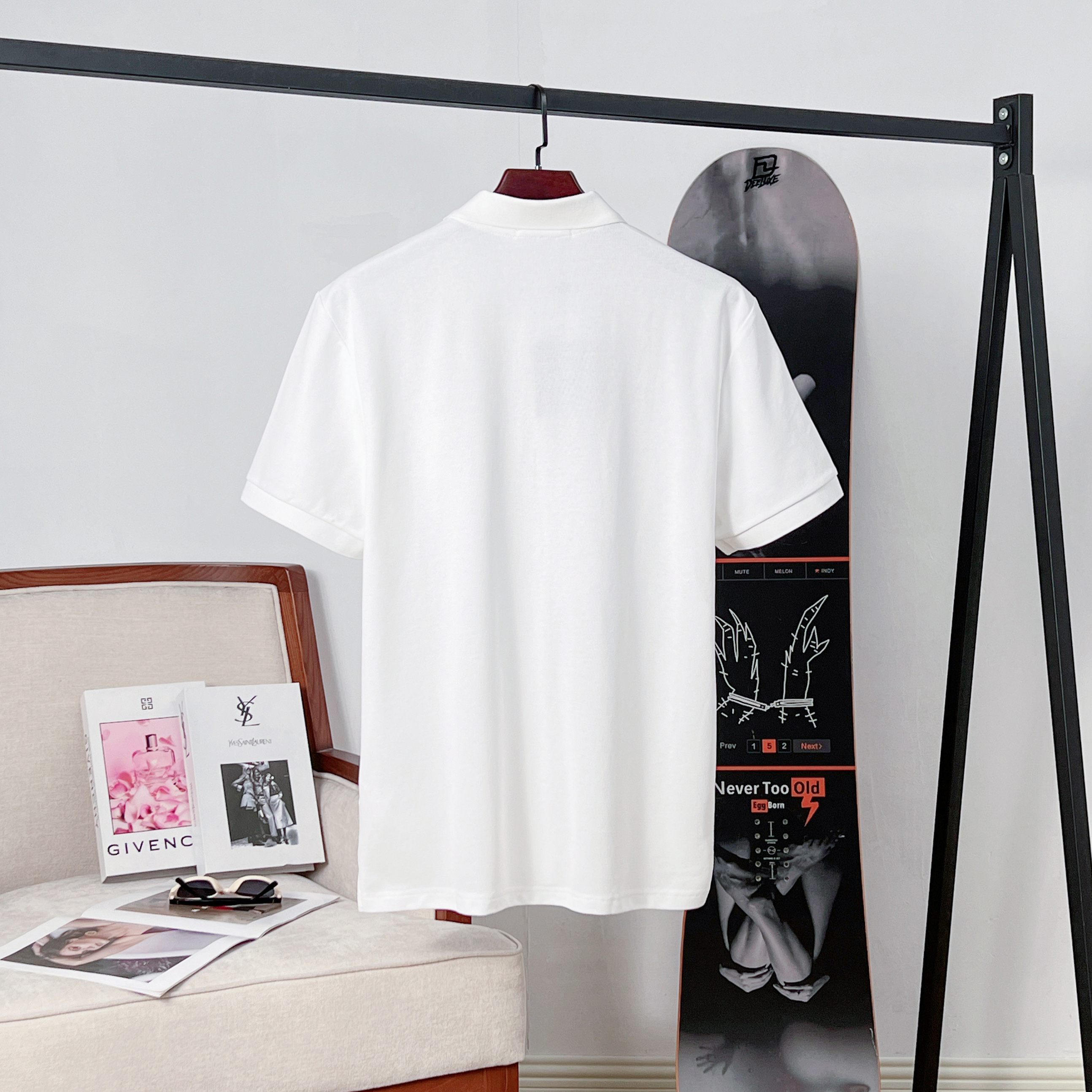 LV clothing-118