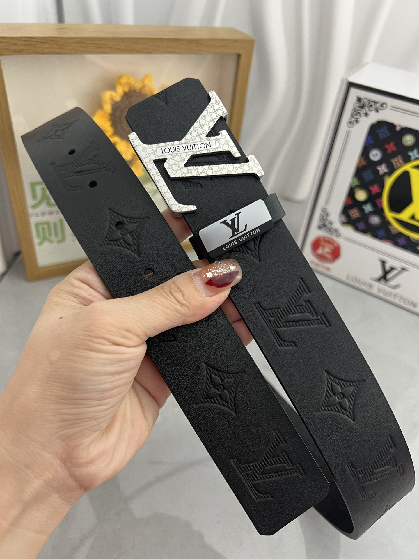 Lv belt-13