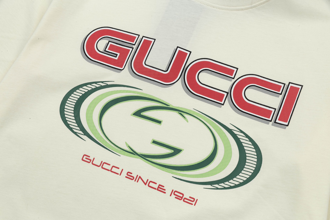 Gucci clothing-74