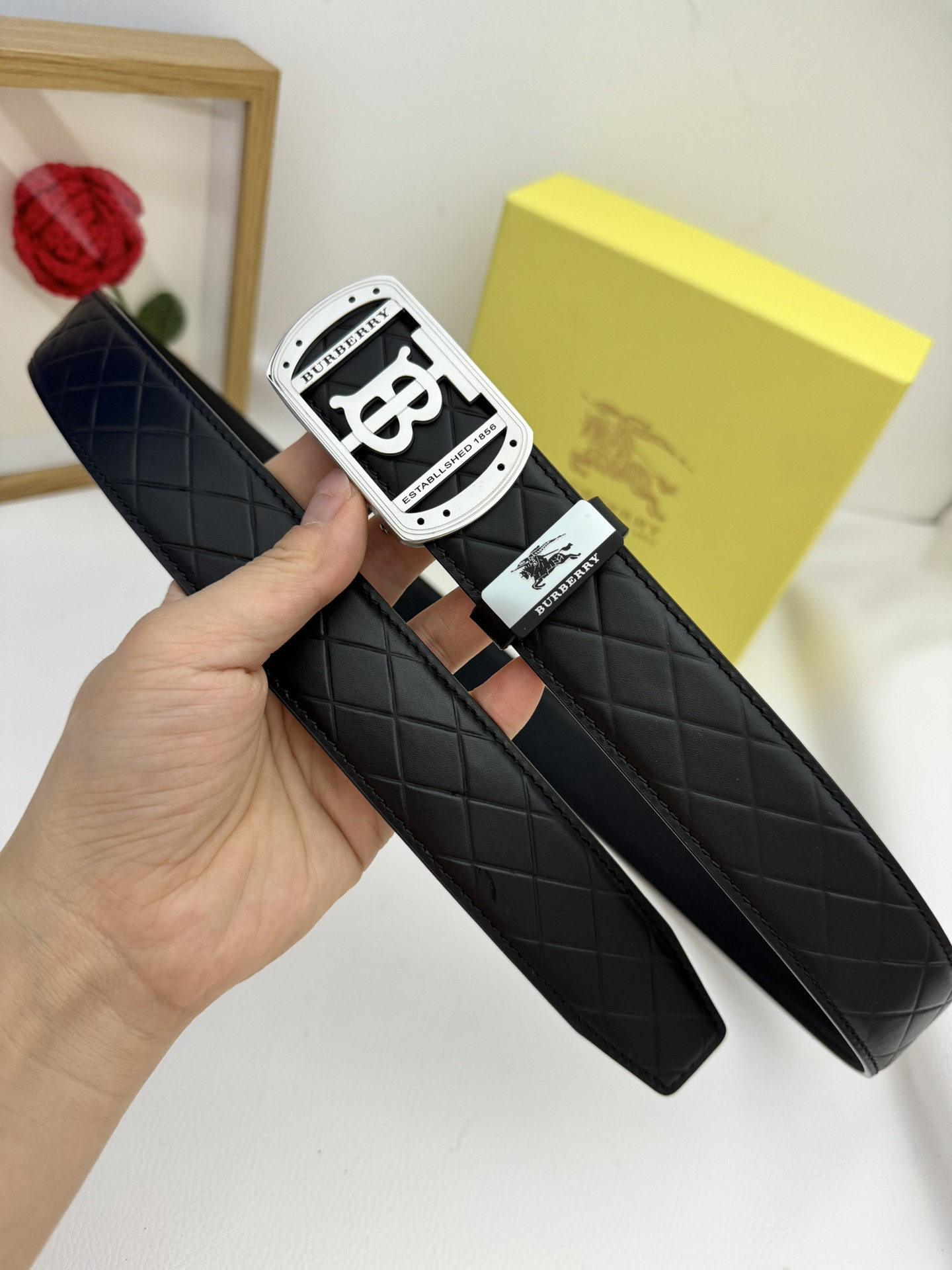 Burberry belt-76