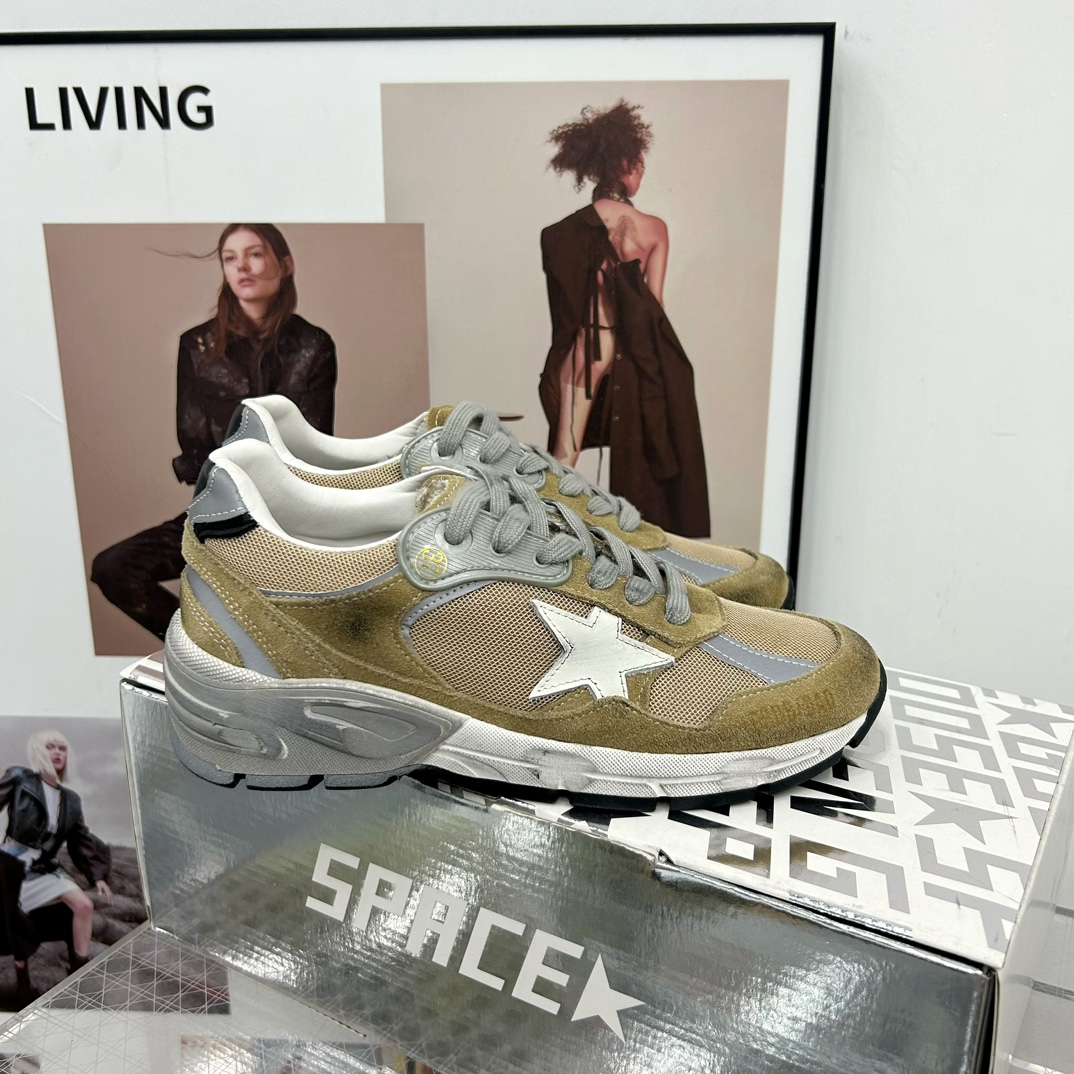 Golden Goose Sneakers-76