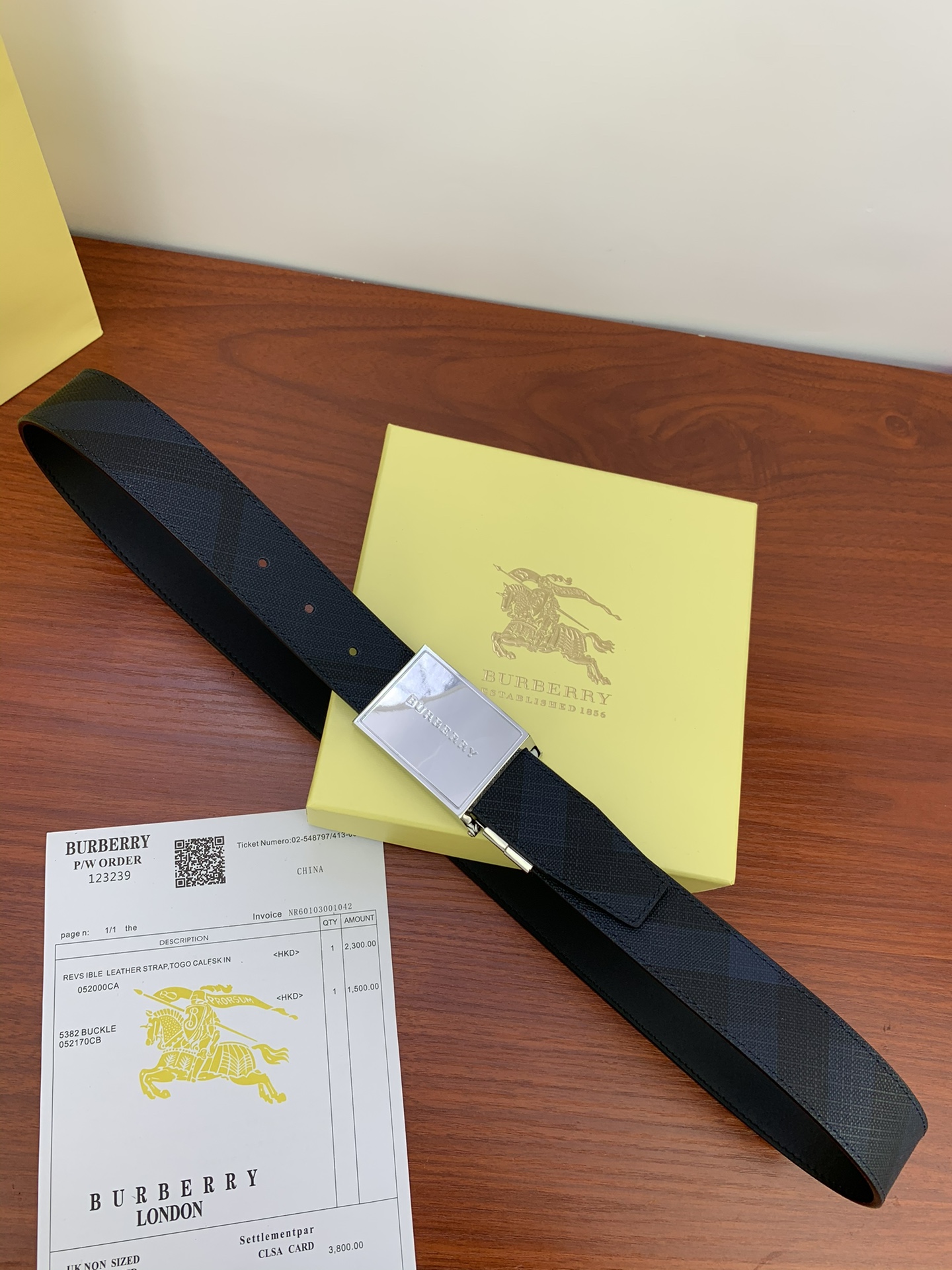 Burberry belt-109