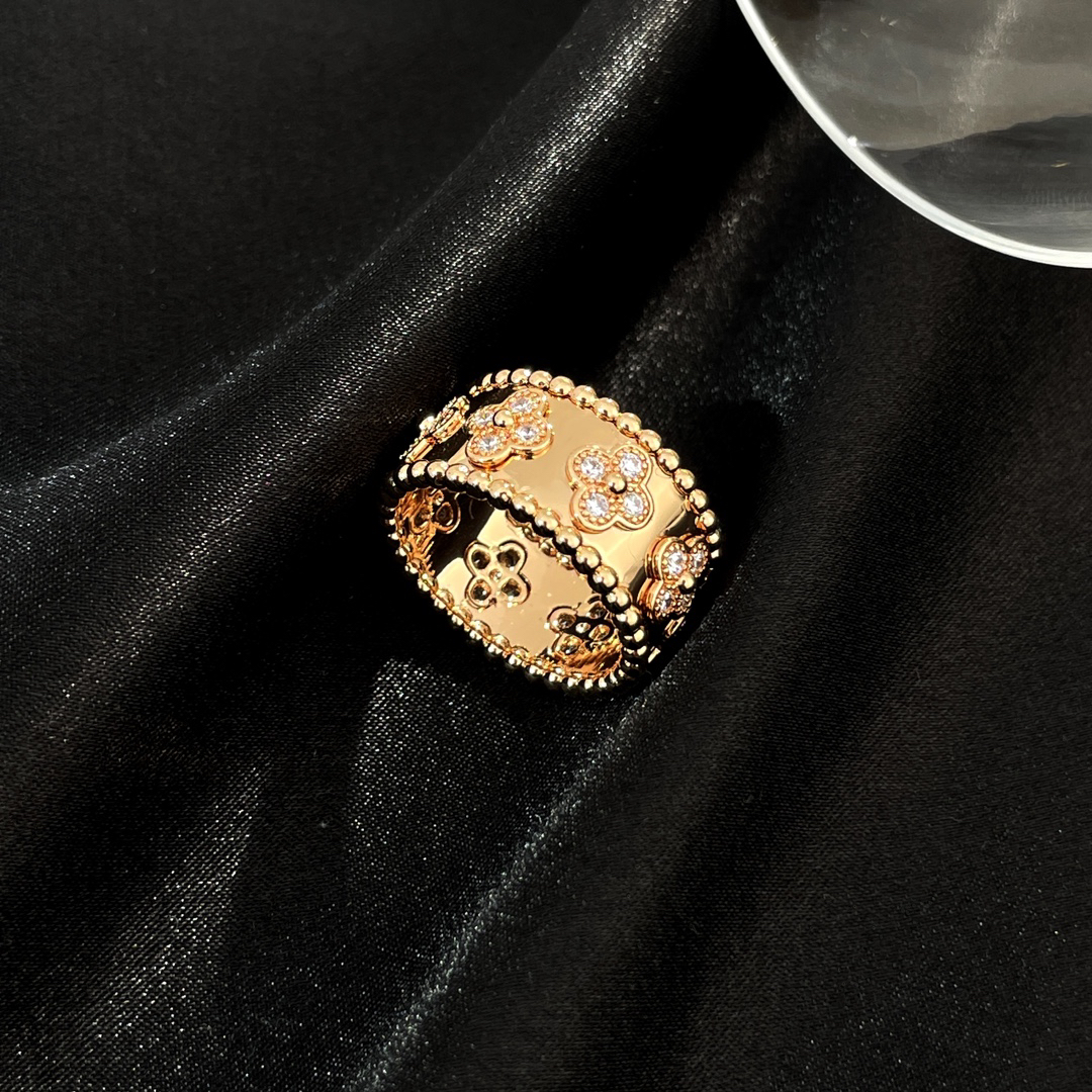 Van Cleef & Arpels ring-67