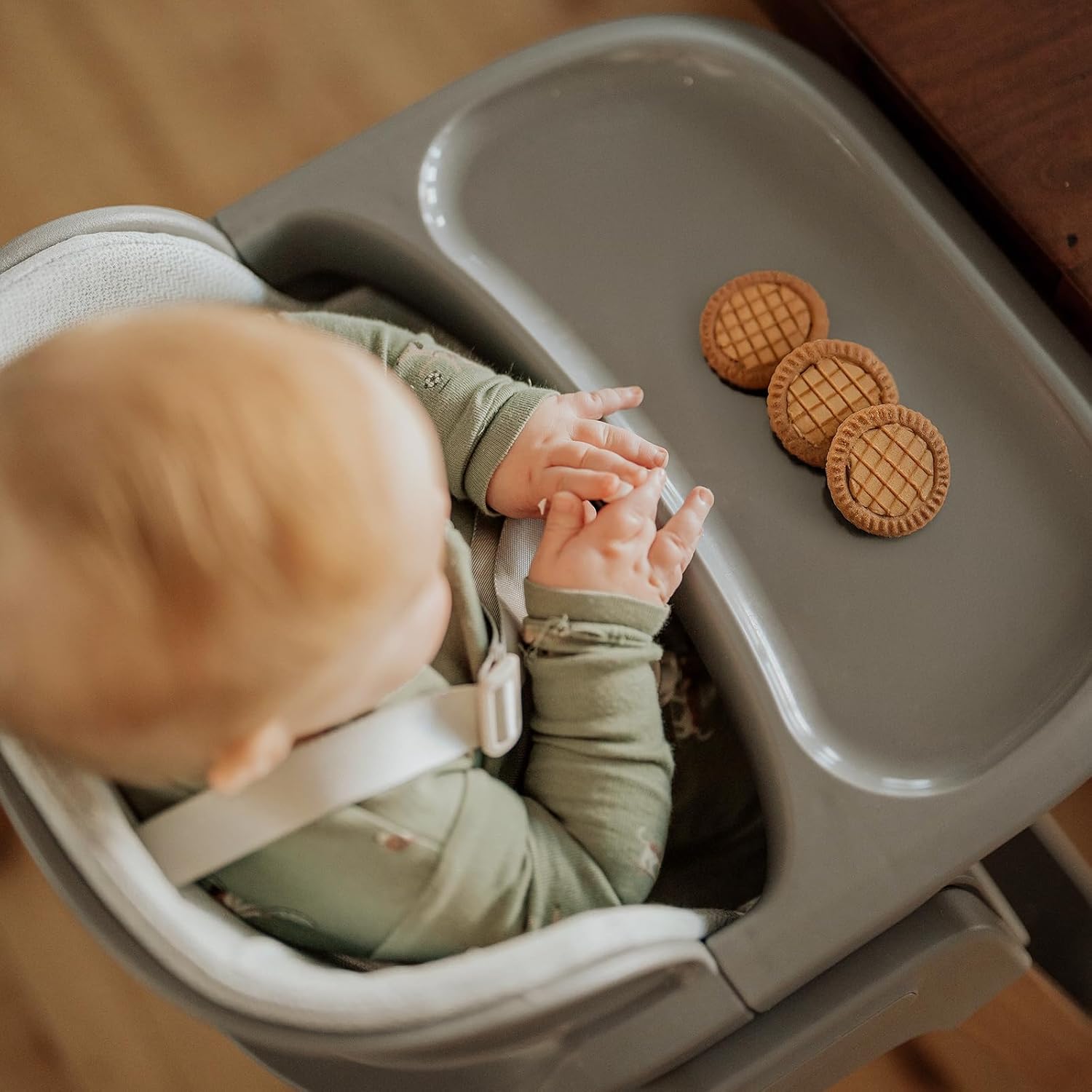 Fodoss Baby High Chair, 4-in-1 Foldable Design, Sturdy Wood Grain, Removable Dishwasher Safe Tray, 5-Point Harness, Easy Clean, Light Gray