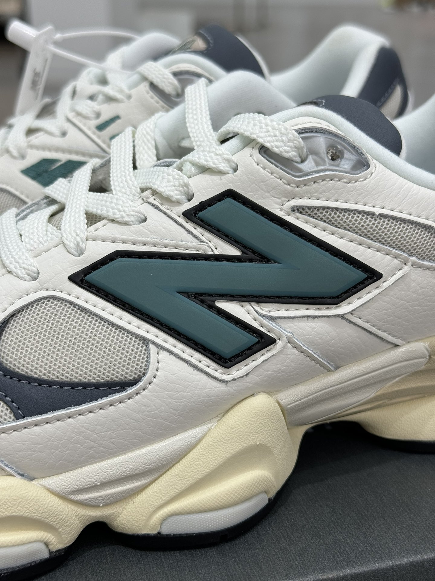 New Balance Sneakers-182