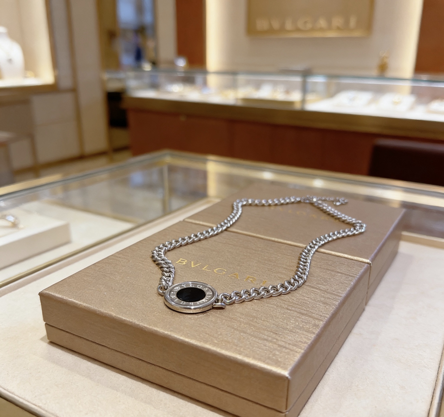 Bottega Veneta necklace-11