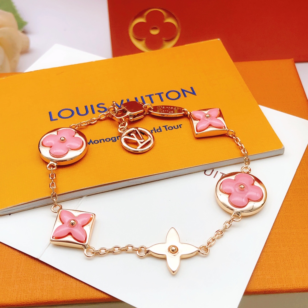 LV Bracelet-18
