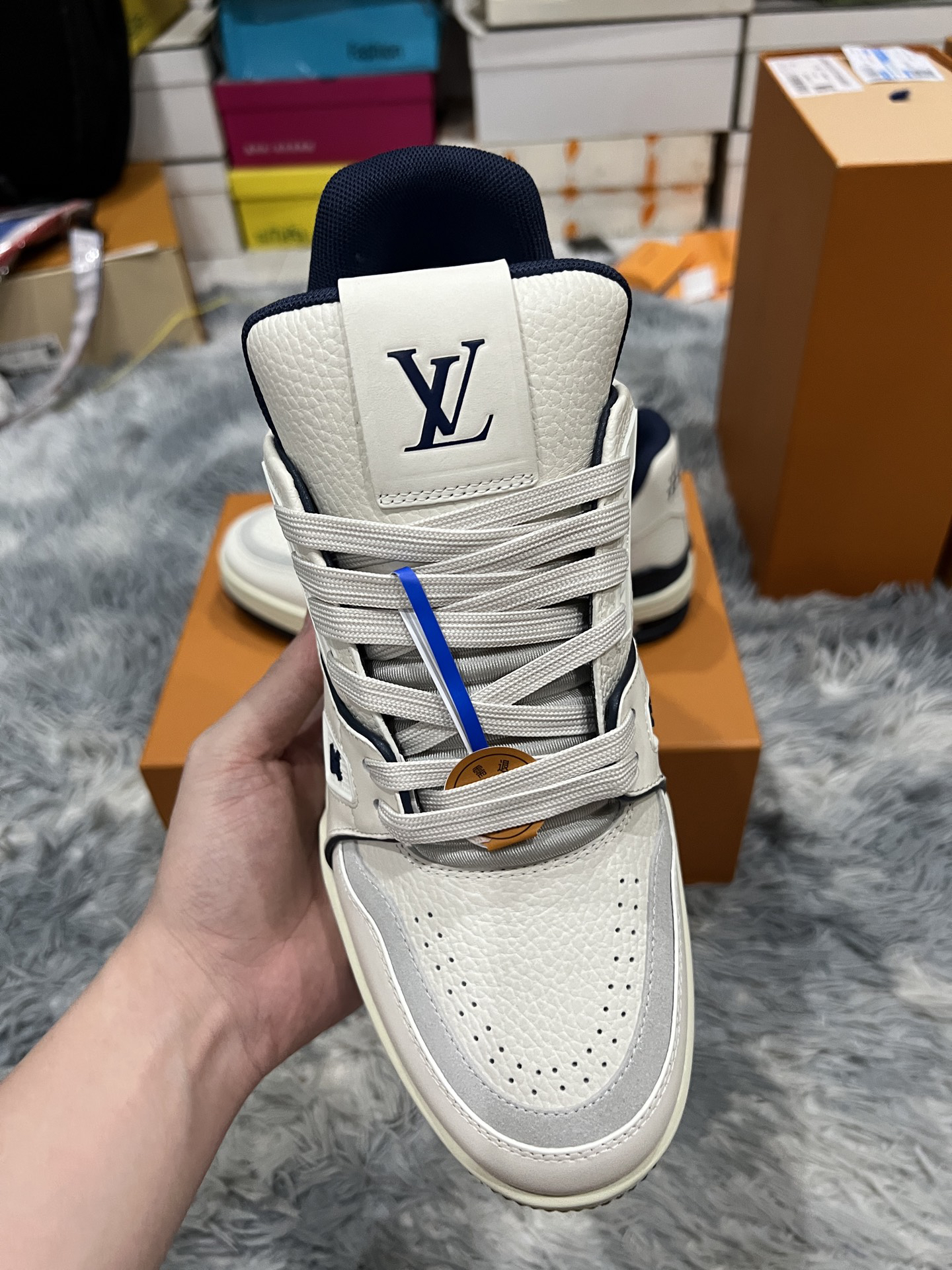 Lv Sneakers-75