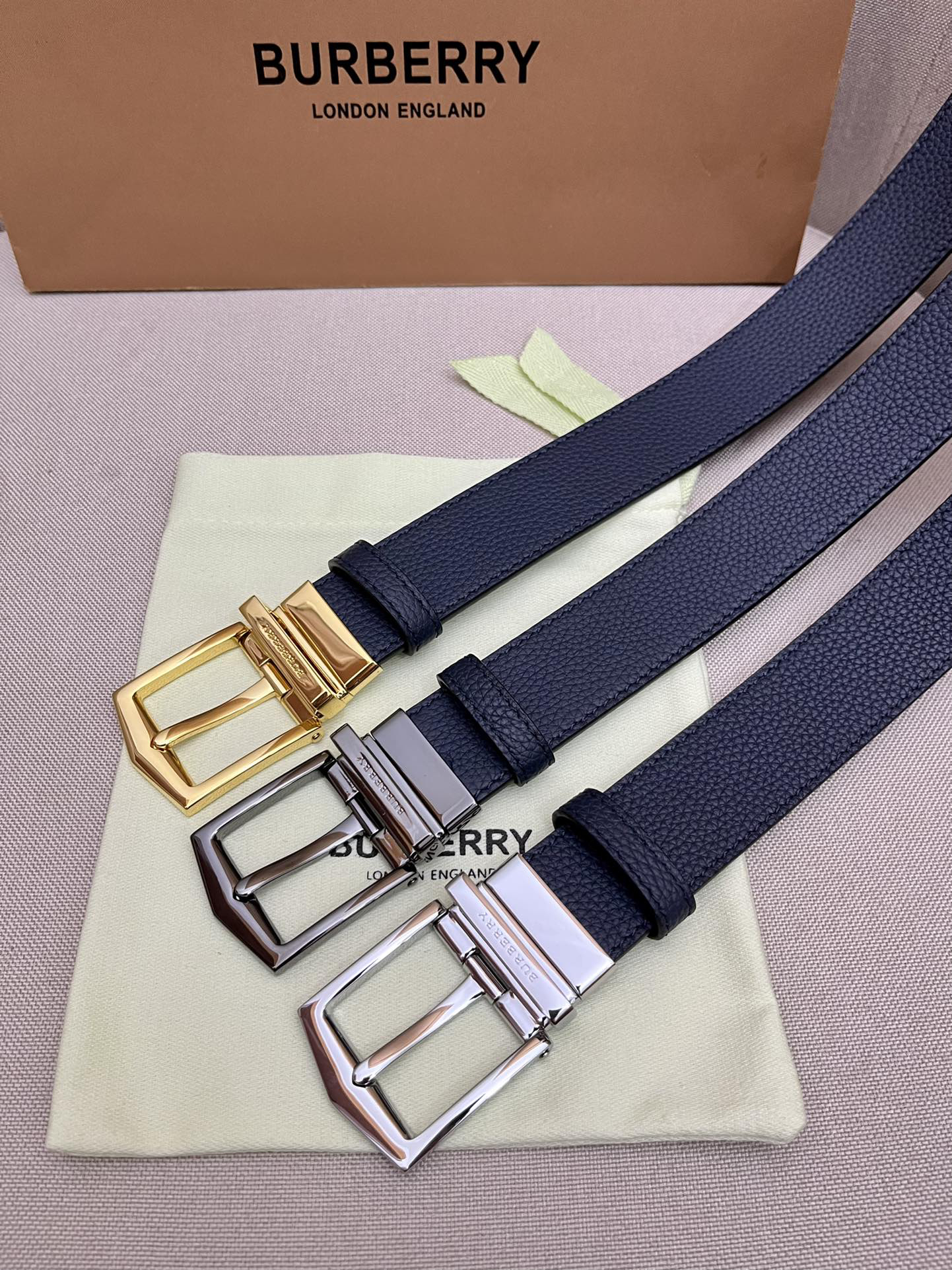 Burberry belt-107