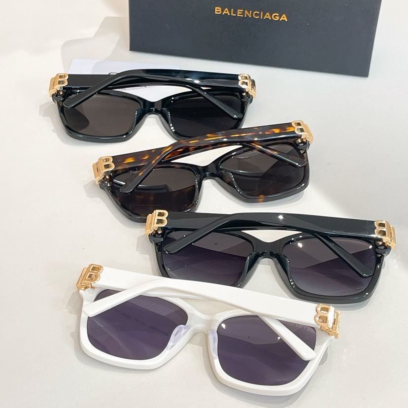 Balenciaga glasses-10