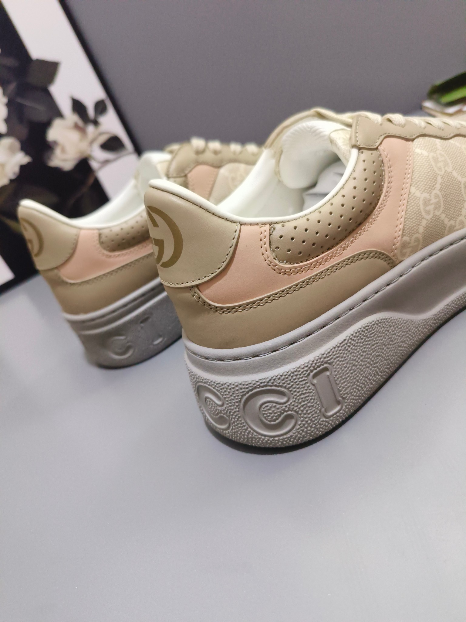 Gucci Sneakers-133