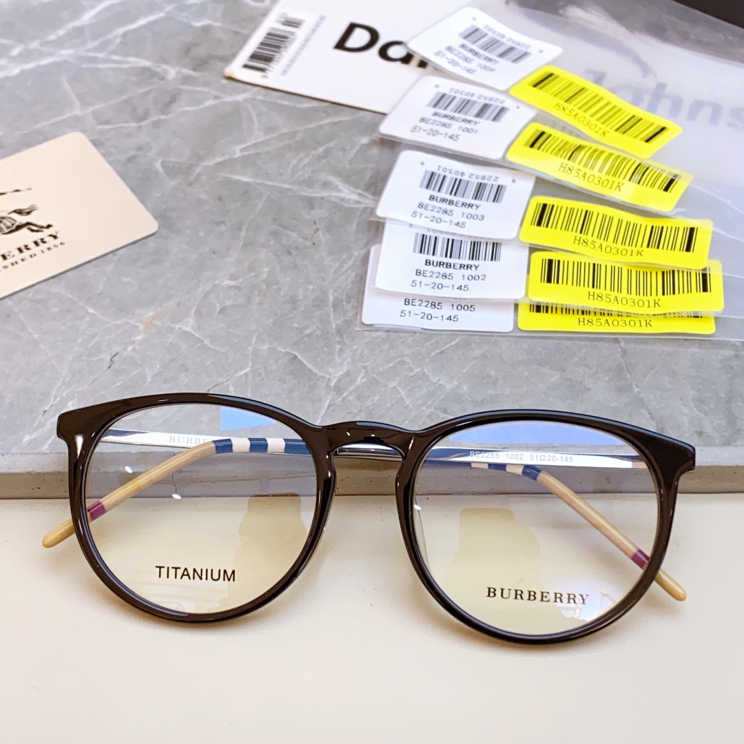 Burberry glasses-30