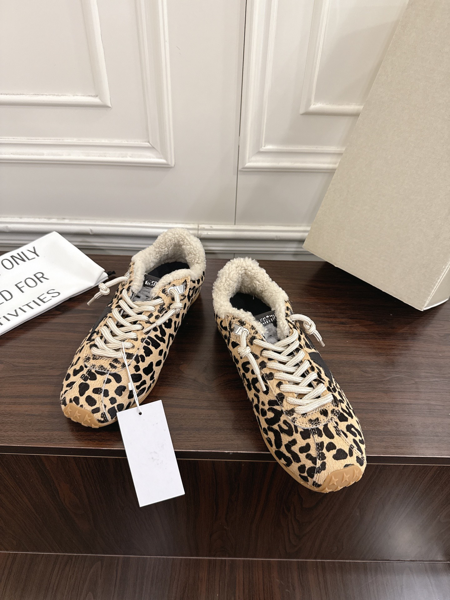 Golden Goose Sneakers-31