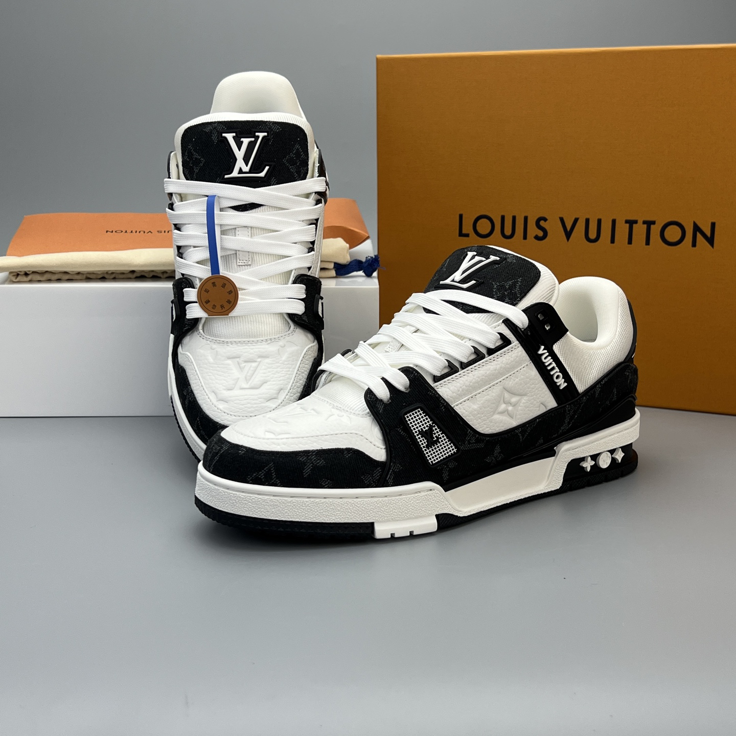 Lv Sneakers-131