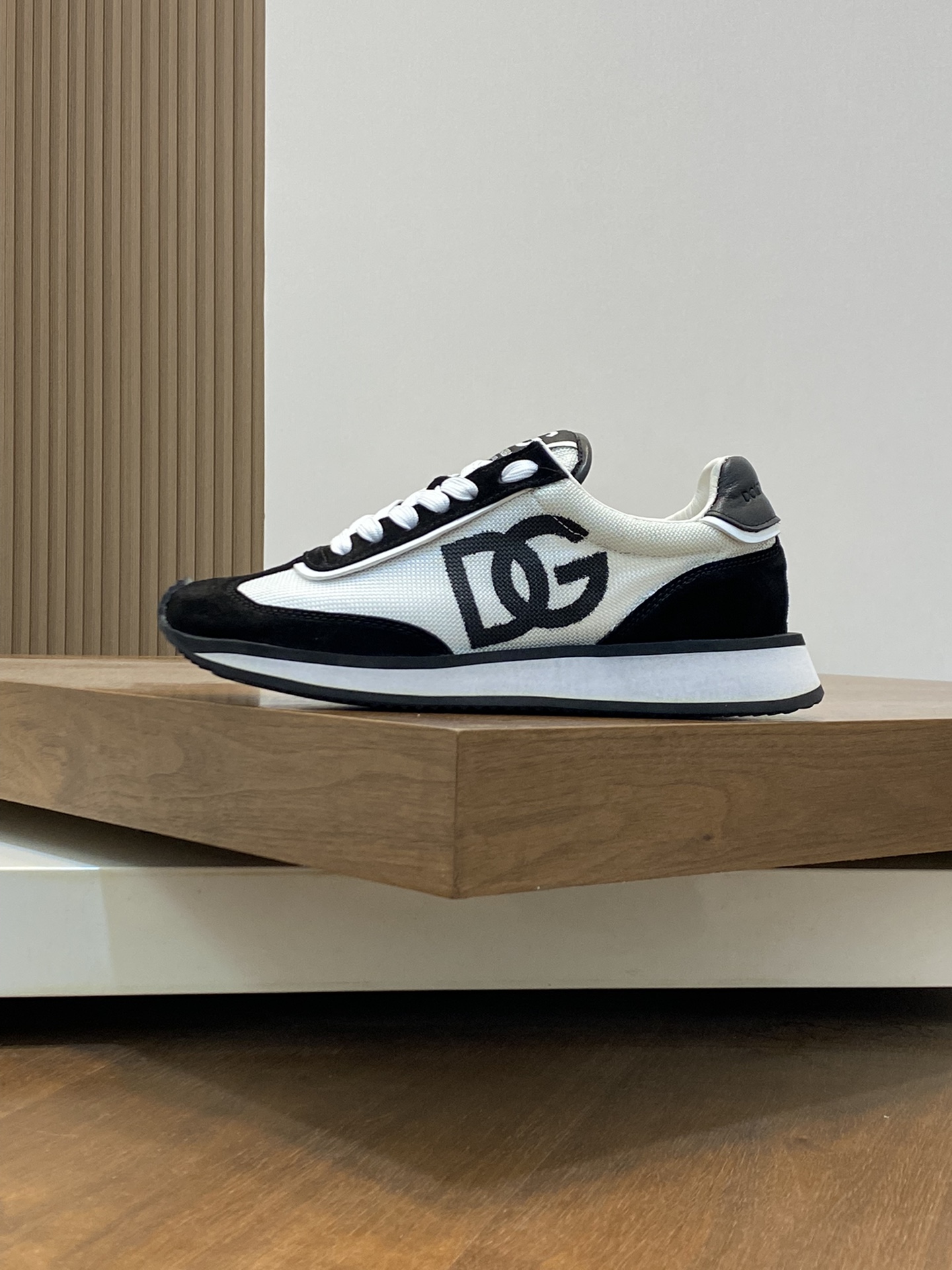D&G Sneakers-117