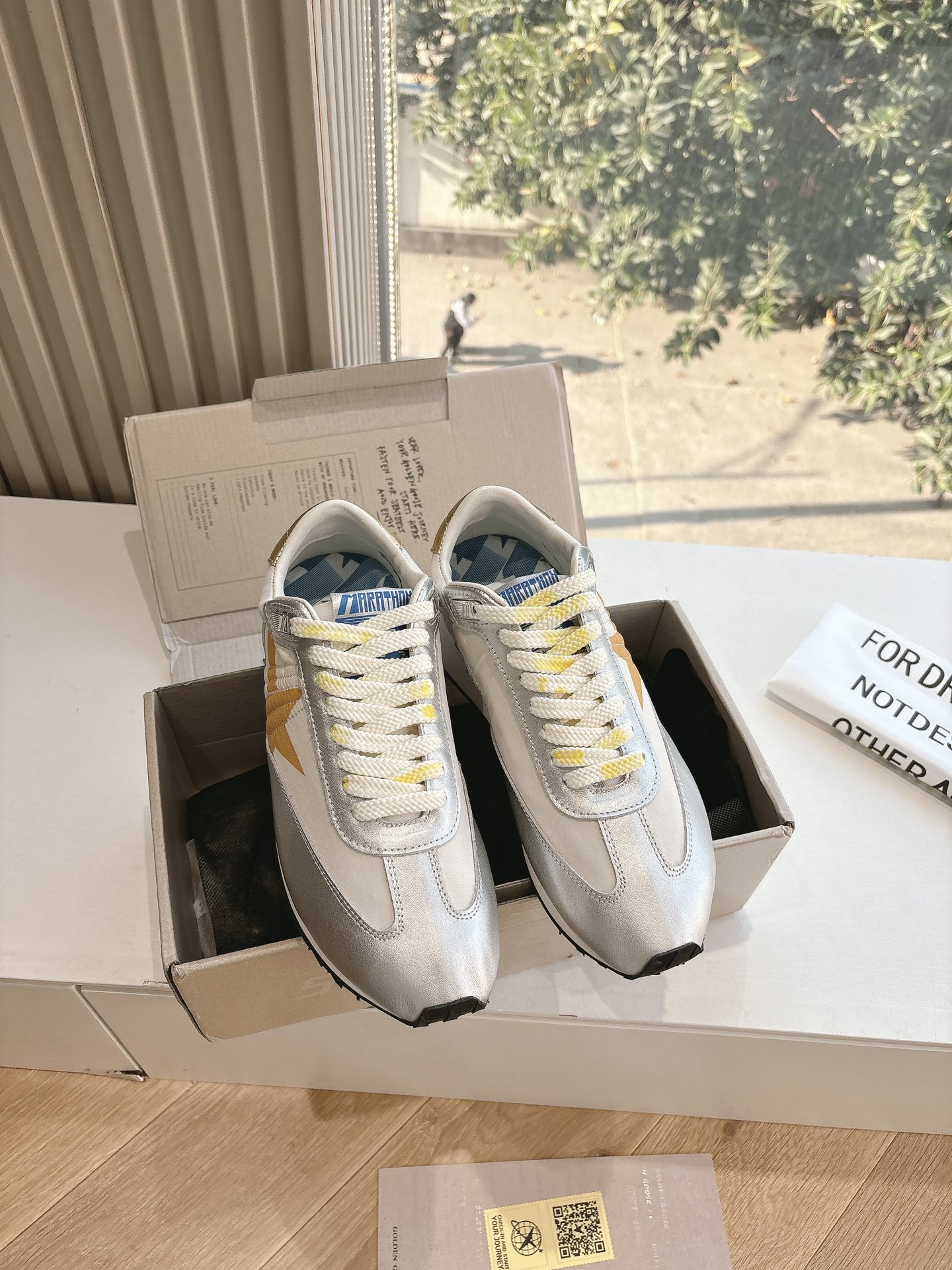 Golden Goose Sneakers-22