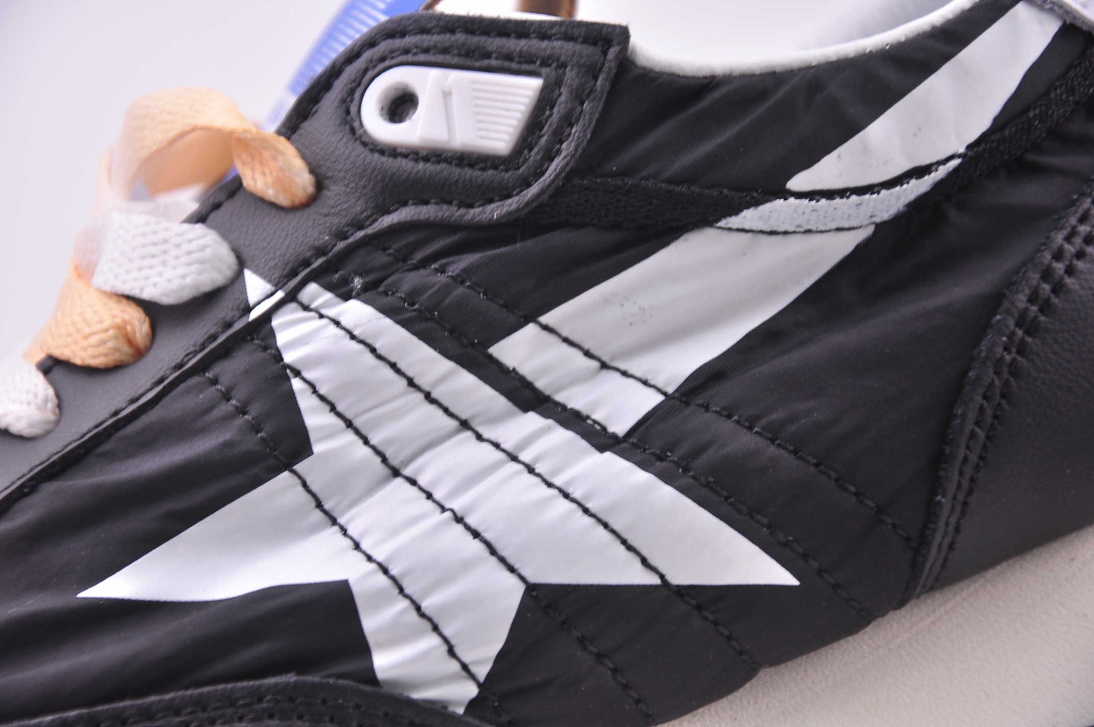 Golden Goose Sneakers-73