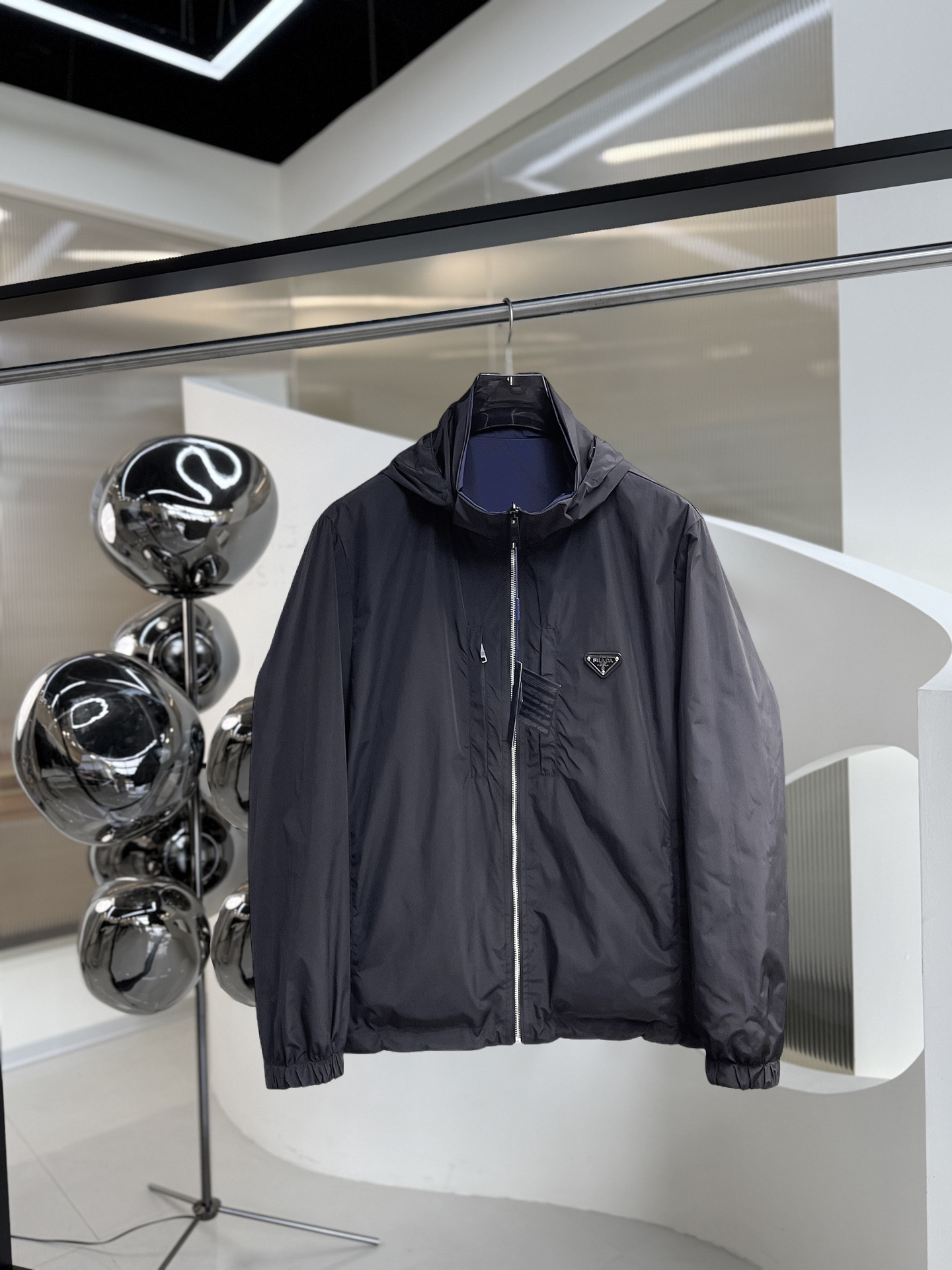Prada Clothing-114