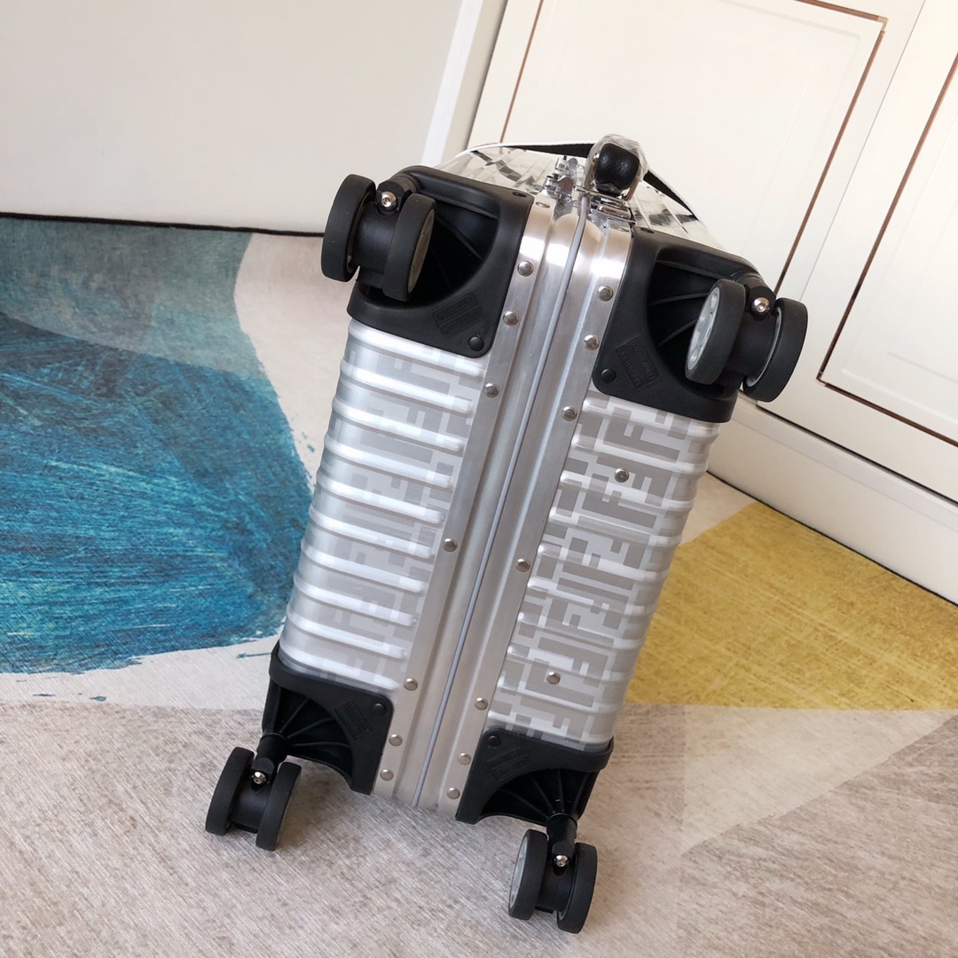 Fendi luggage-33