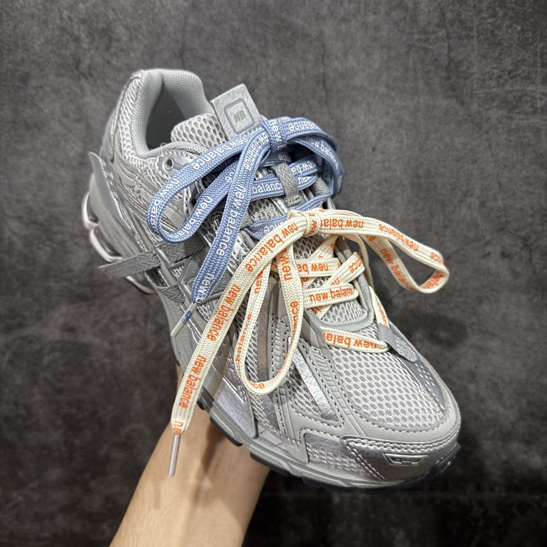 New Balance Sneakers-265