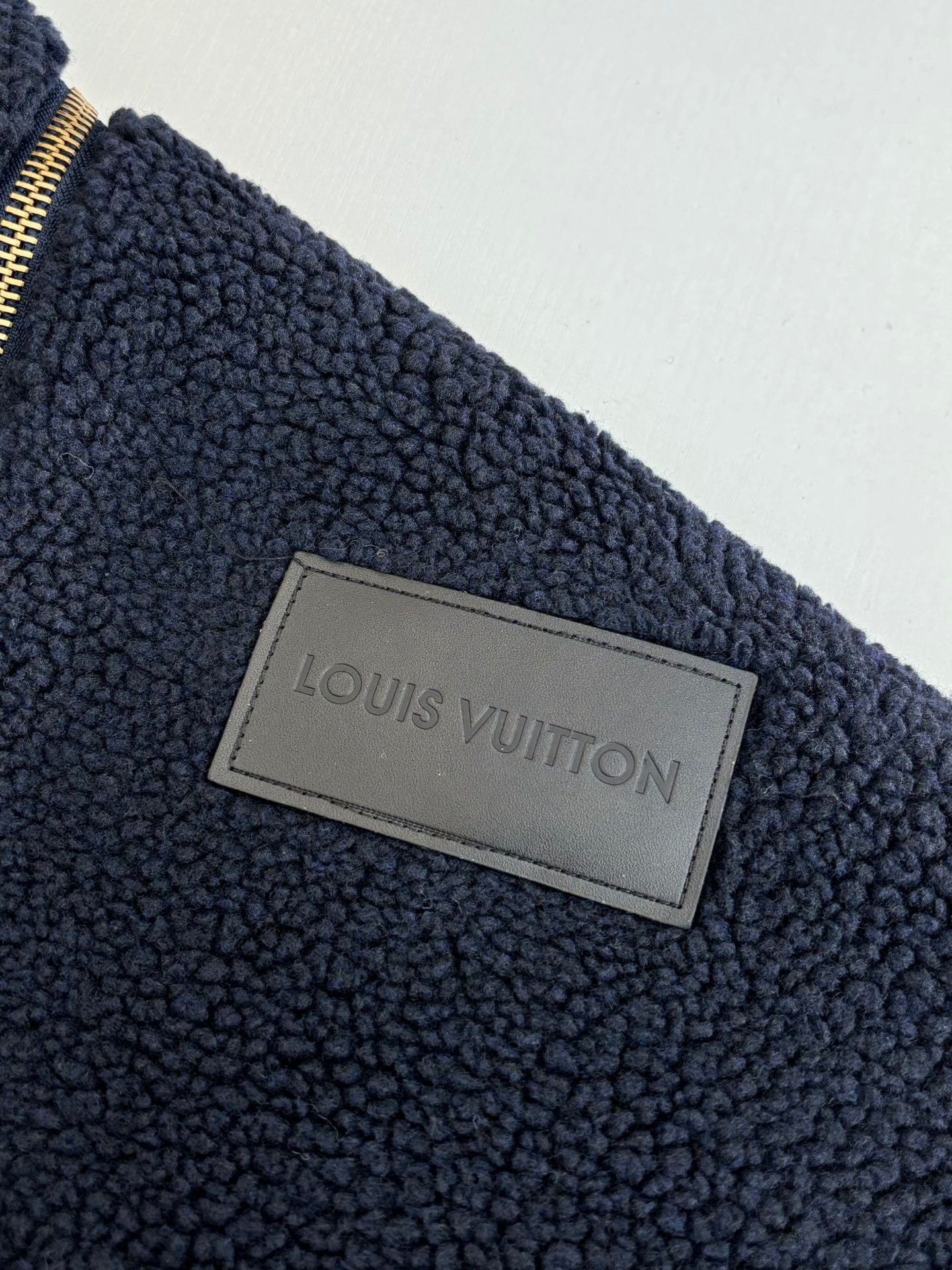 LV Clothing-298
