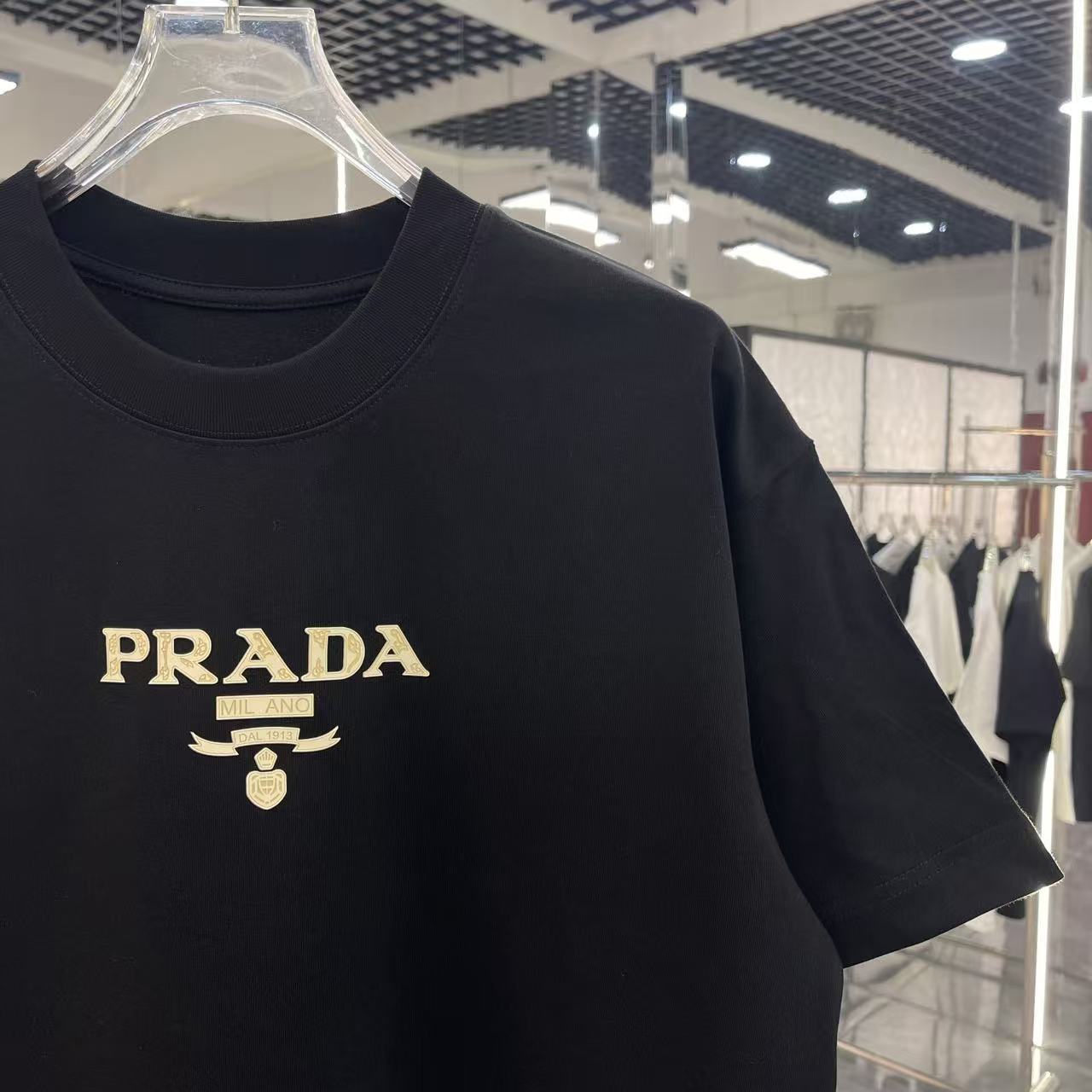 Prada clothing-34