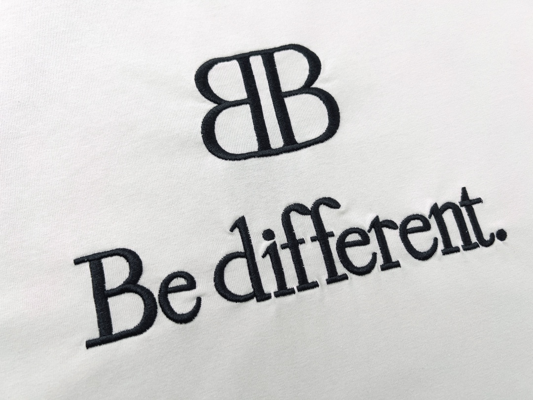 Balenciaga clothing-201