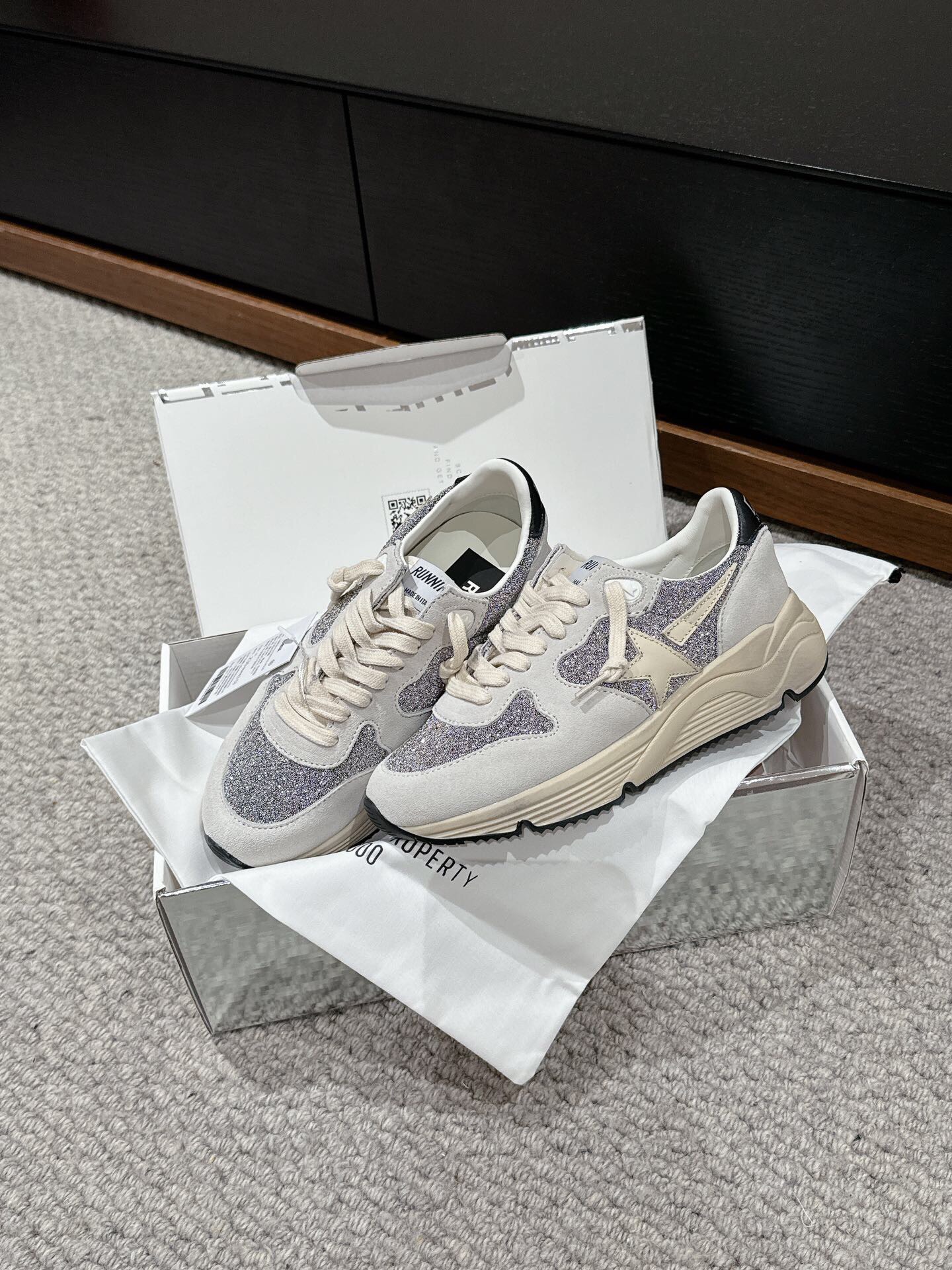 Golden Goose Sneakers-45