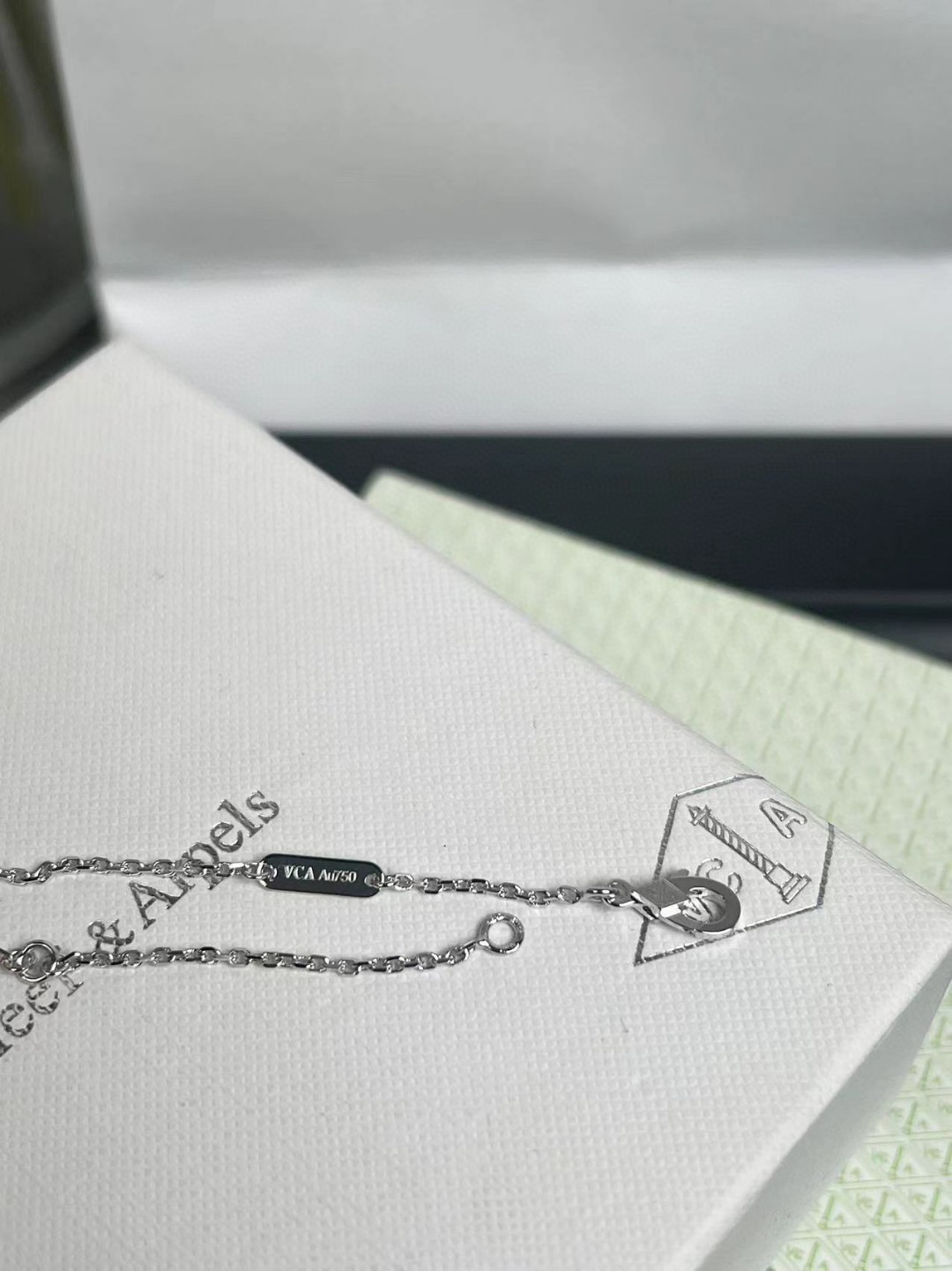 Van Cleef & Arpels necklace-51