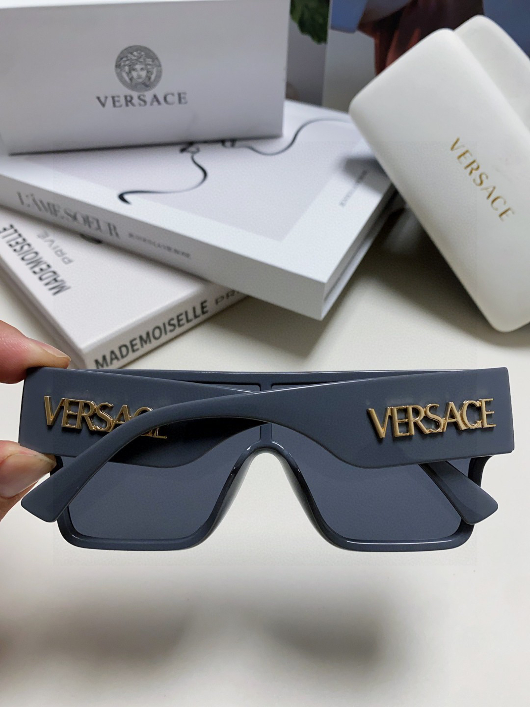 Versace glasses-12