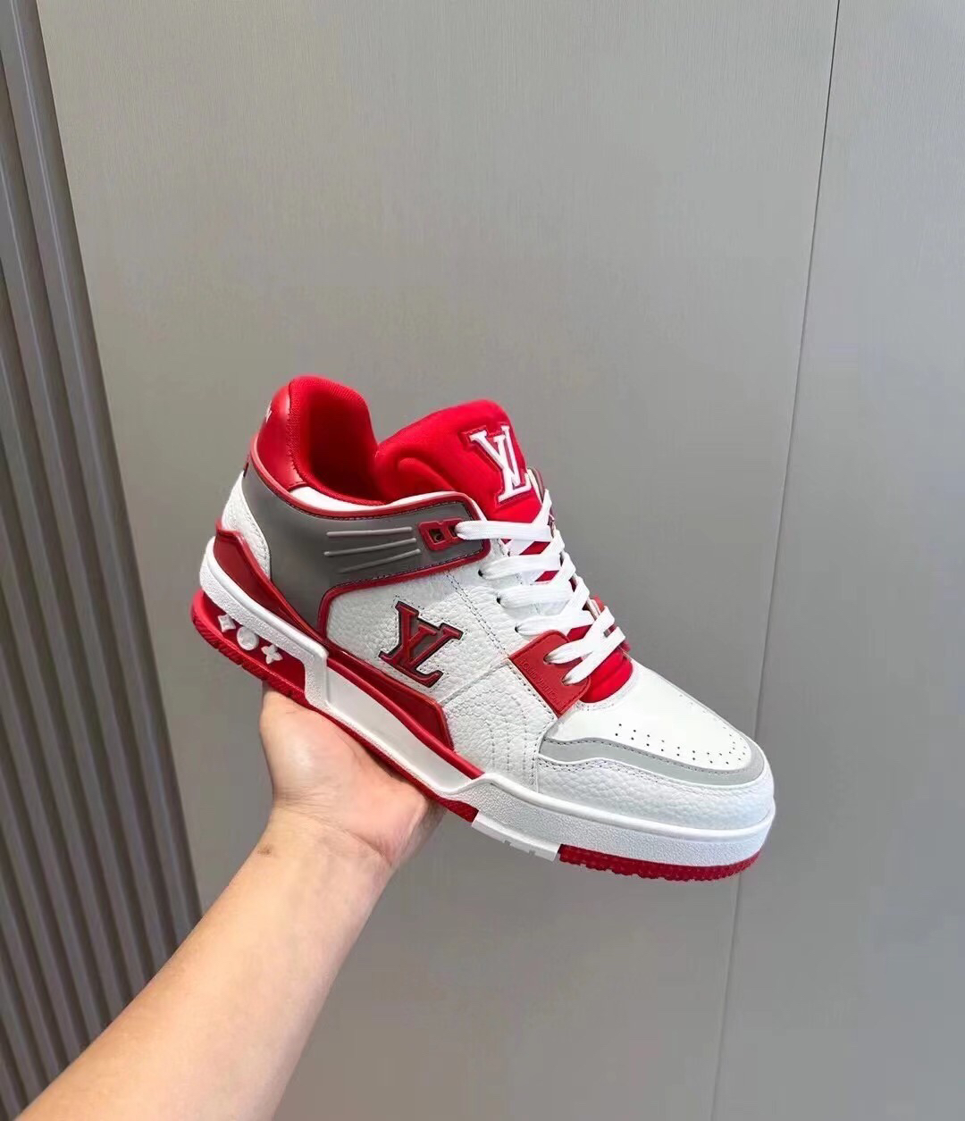 Lv Sneakers-39