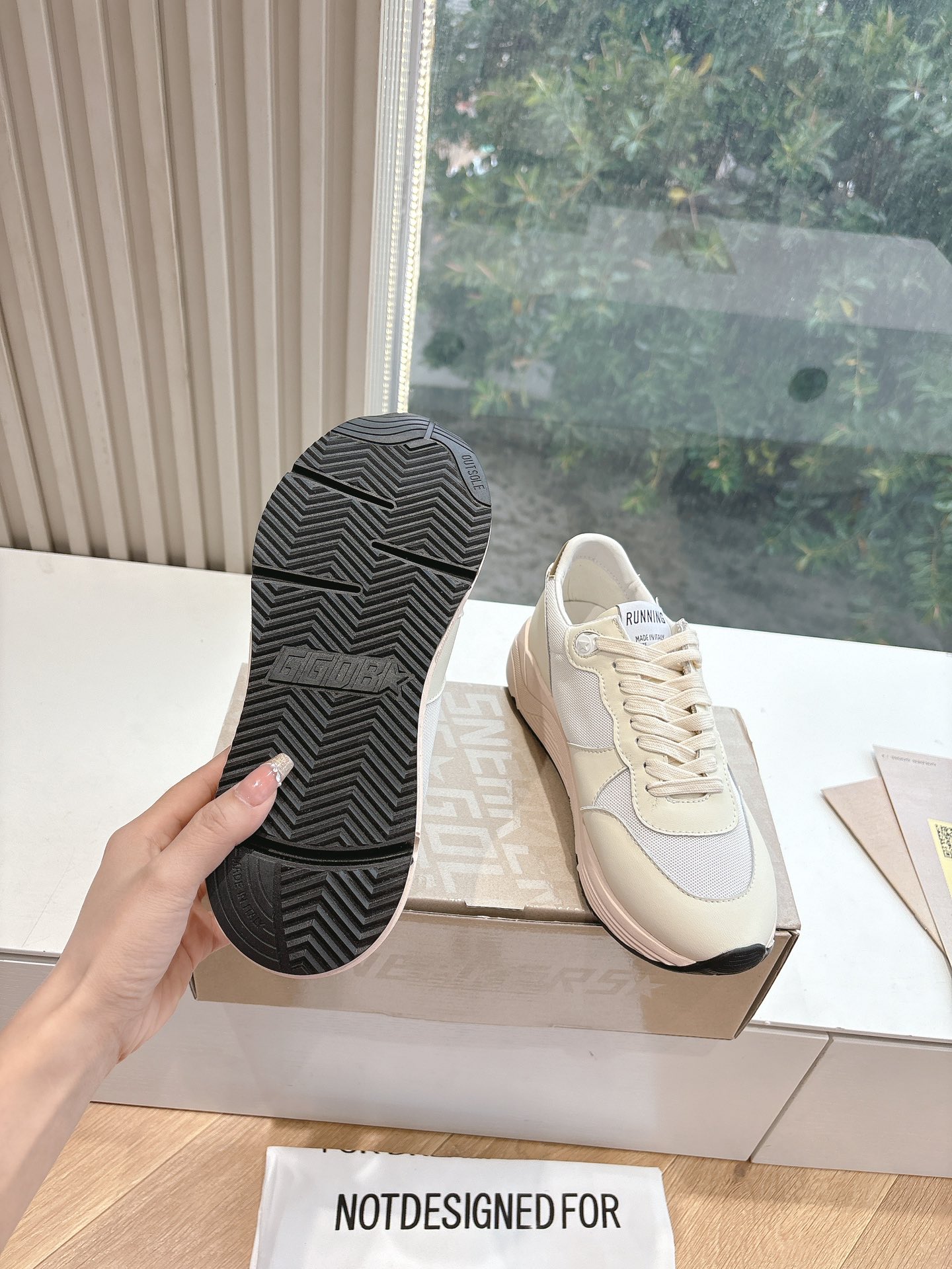 Golden Goose Sneakers-19
