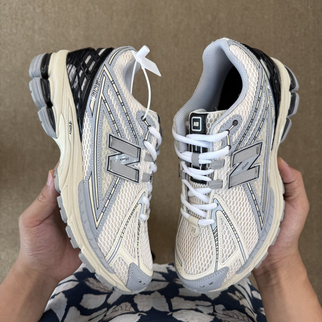 New Balance Sneakers-266