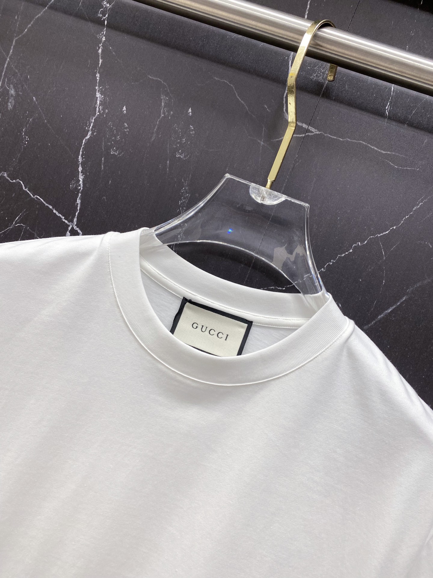 Gucci Clothing-204