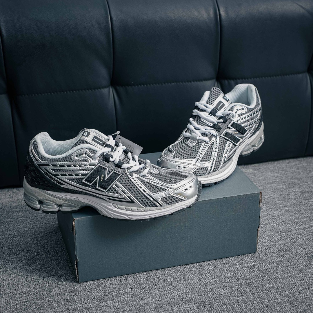 New Balance Sneakers-350