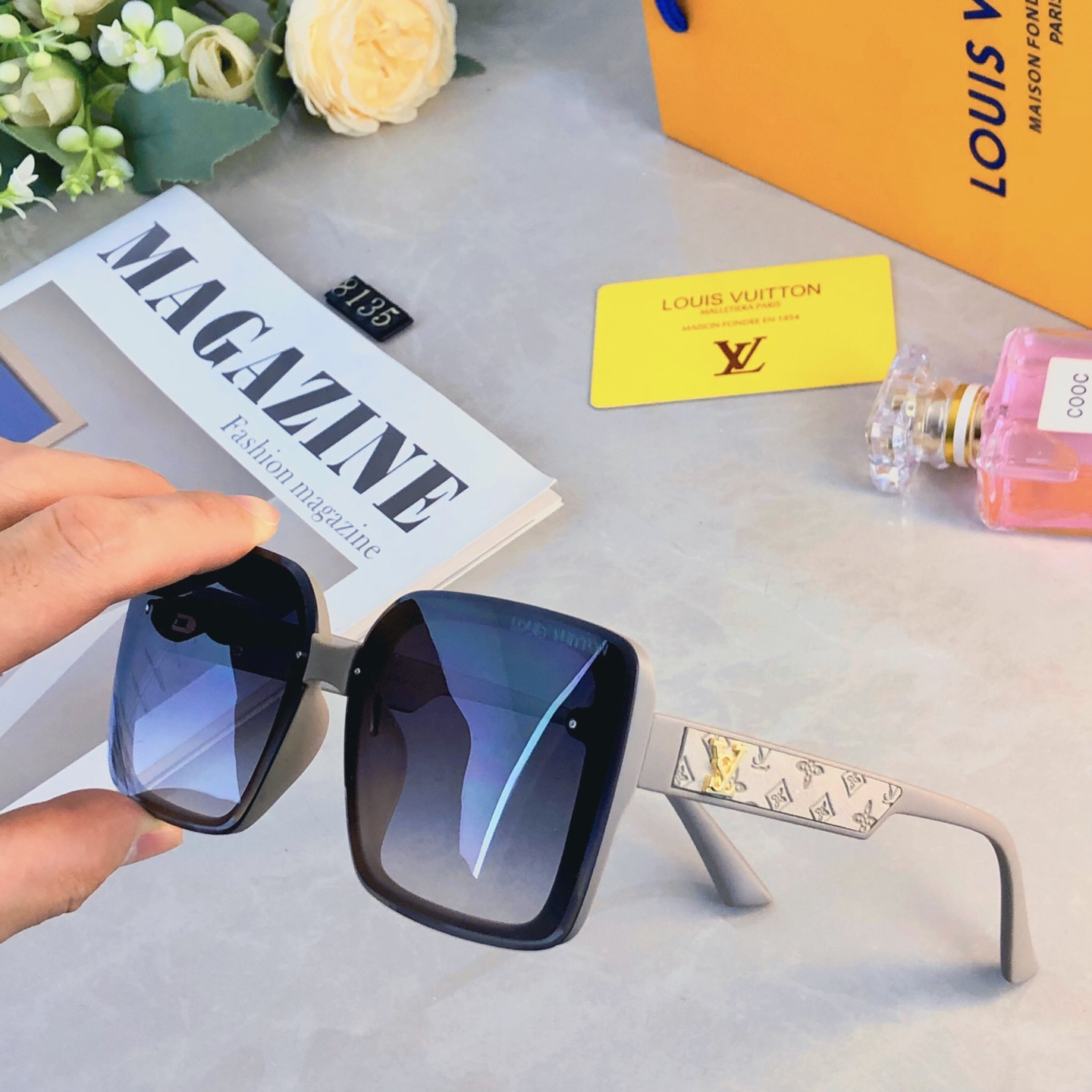 LV glasses-27