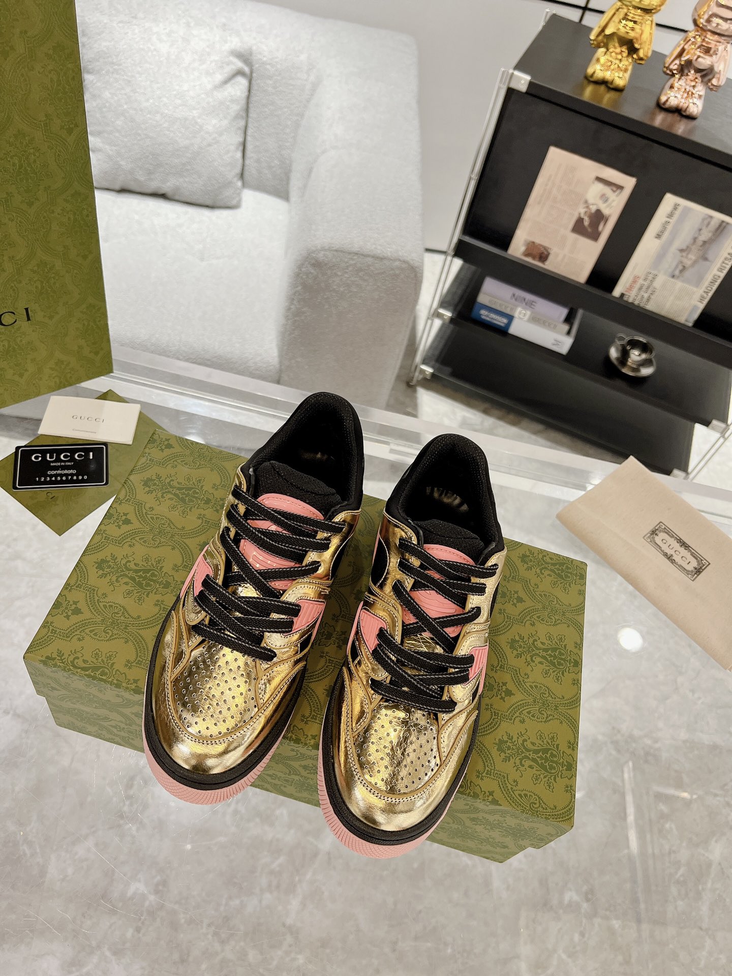 Gucci Sneakers-31