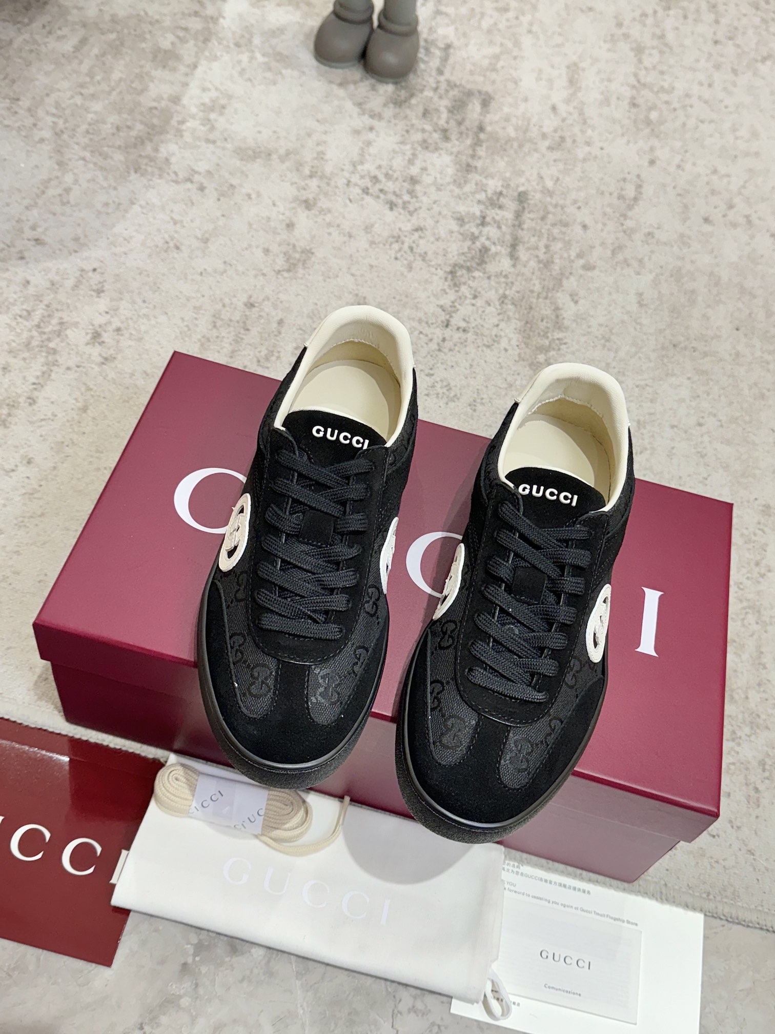 Gucci Sneakers-230