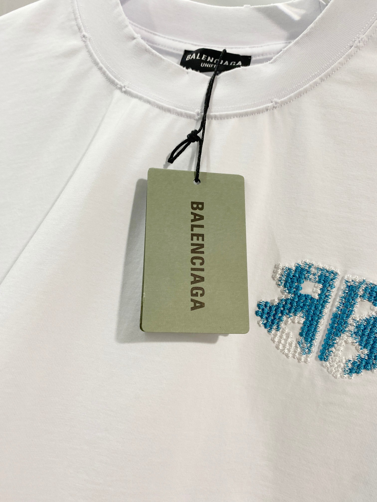 Balenciaga clothing-2