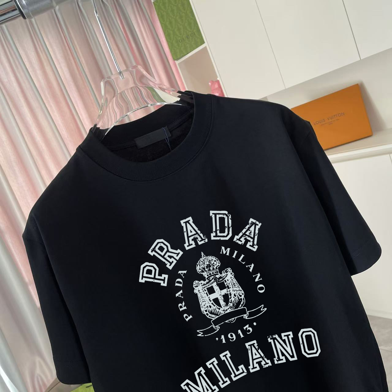 Prada clothing-4