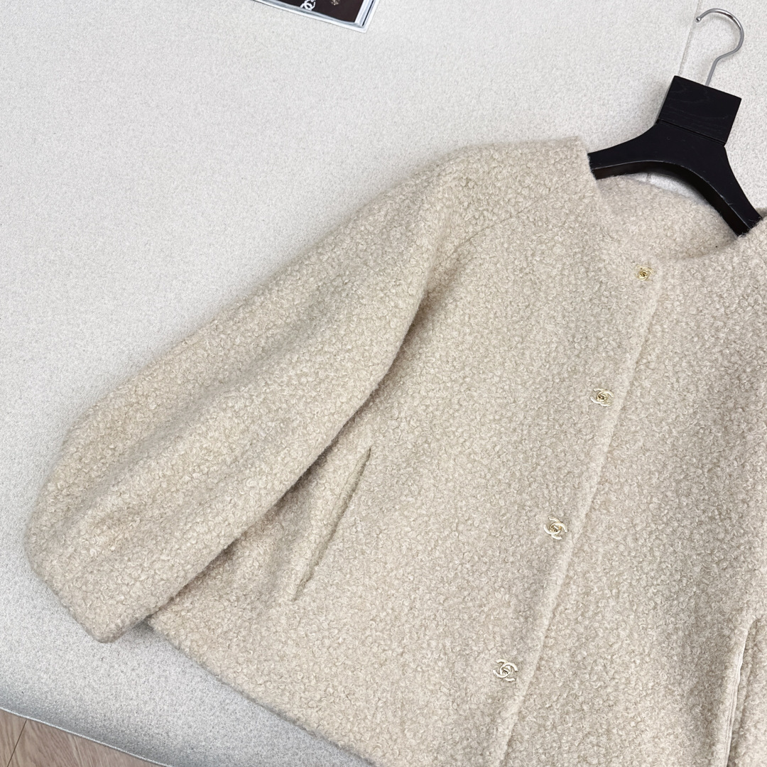 Chanel Clothing-12