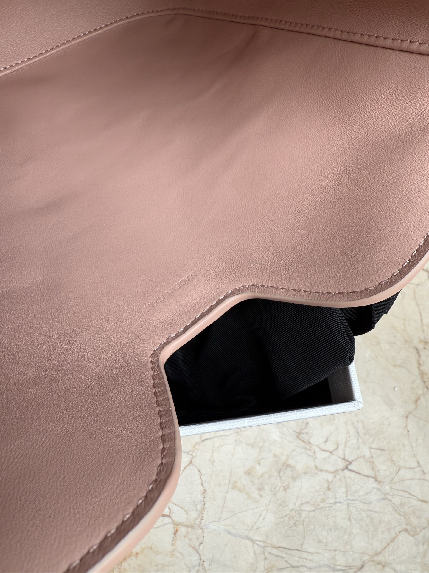 Celine Hot New Product-15