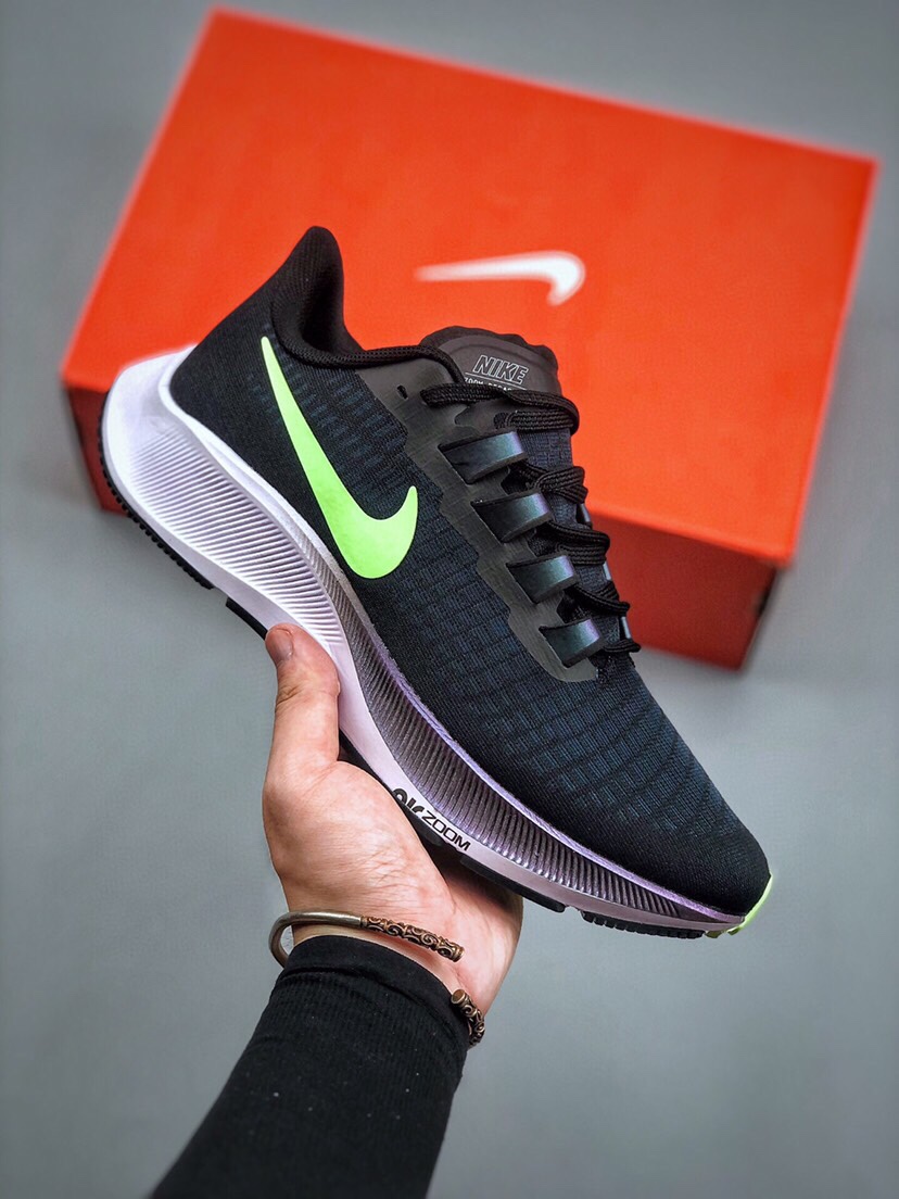 Nike Sneakers-42